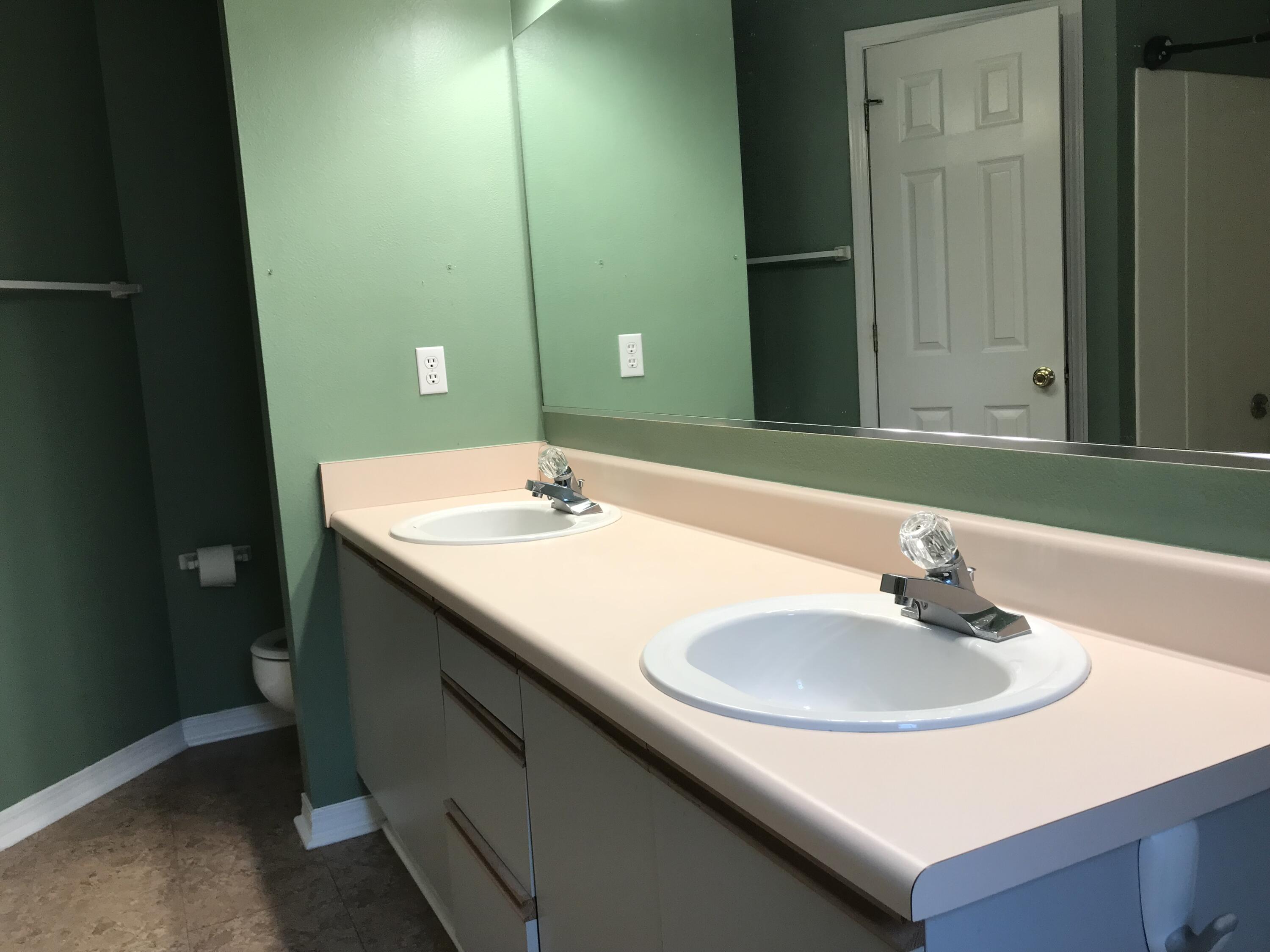 NORTHVIEW ESTATES 3RD ADDN - Residential Lease