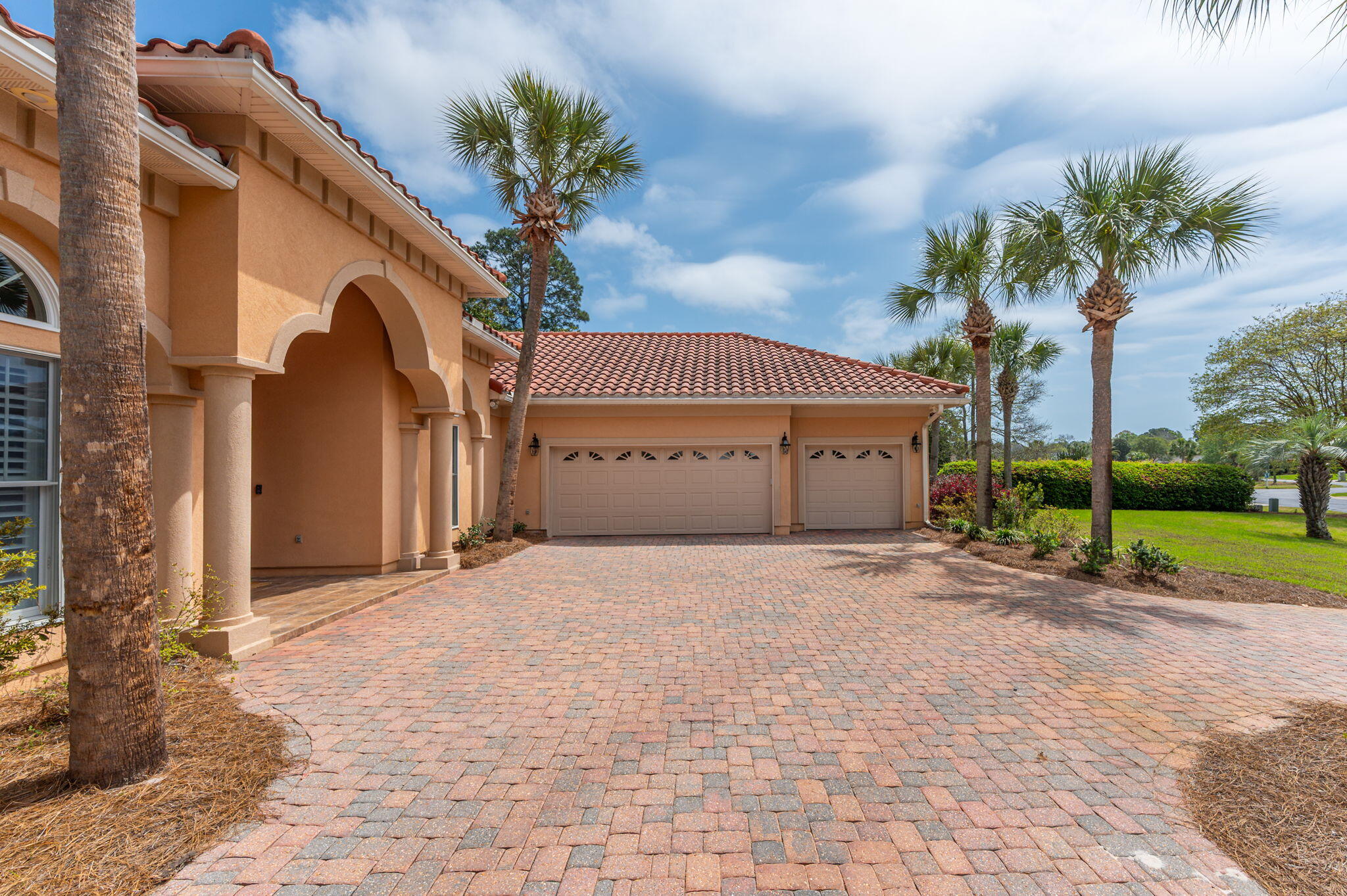 GLENLAKE PH 2 - Residential