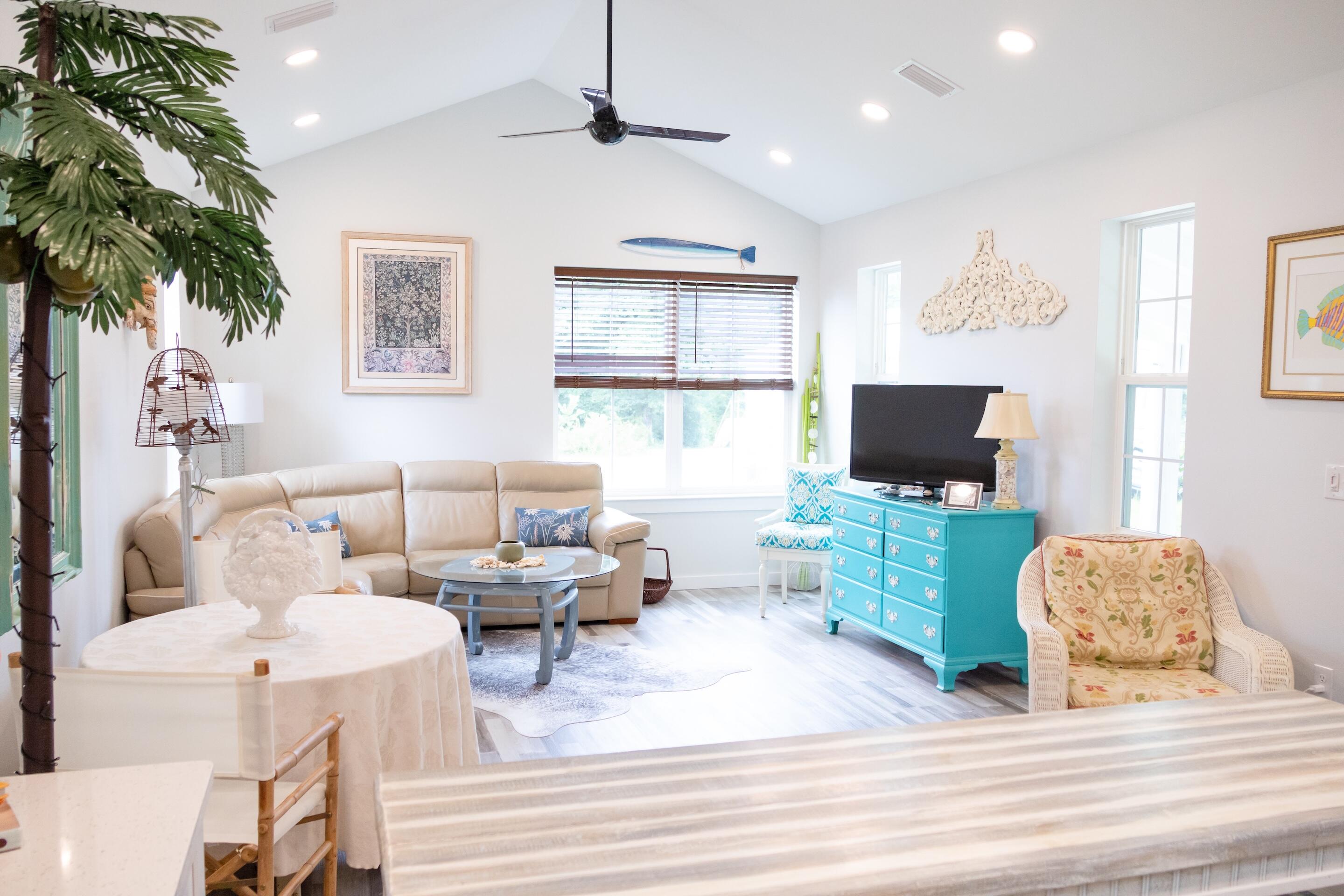 TOWN OF DEFUNIAK SPRINGS - Residential
