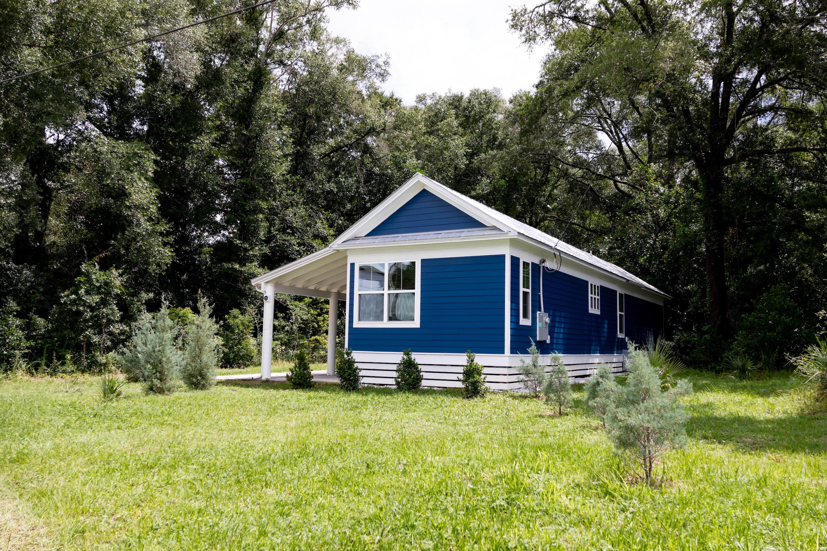 TOWN OF DEFUNIAK SPRINGS - Residential