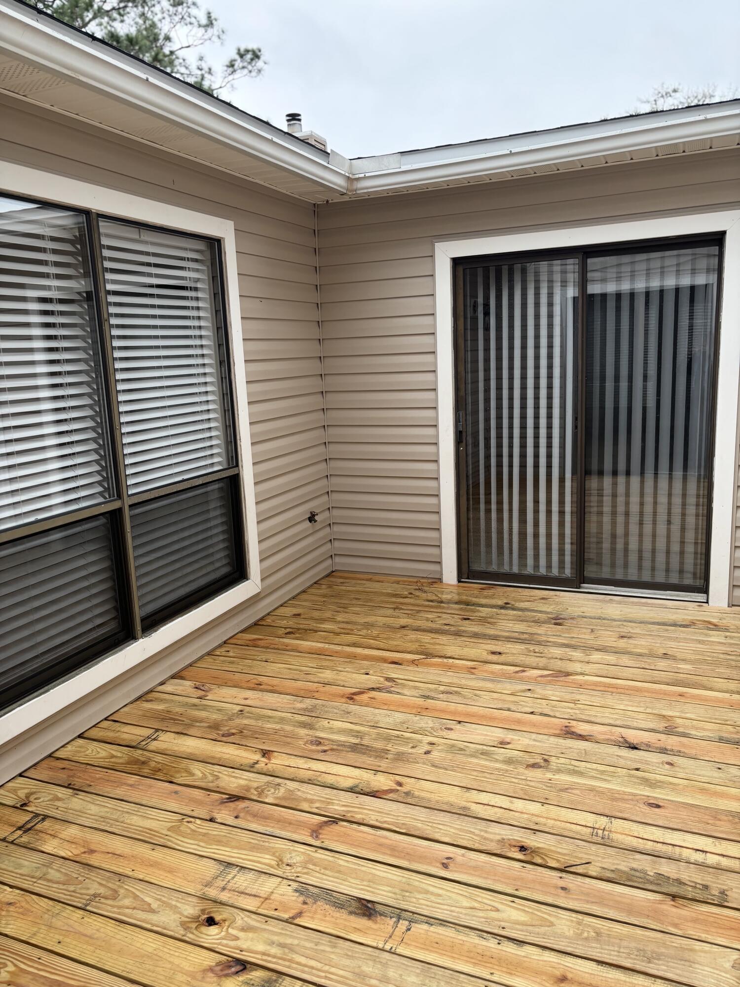 DONLABROOK GARDYNS - Residential Lease