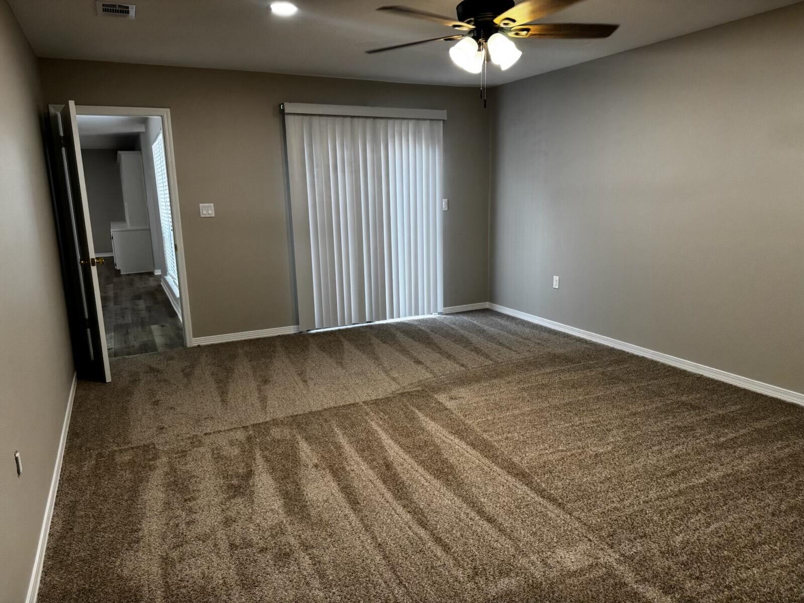 DONLABROOK GARDYNS - Residential Lease