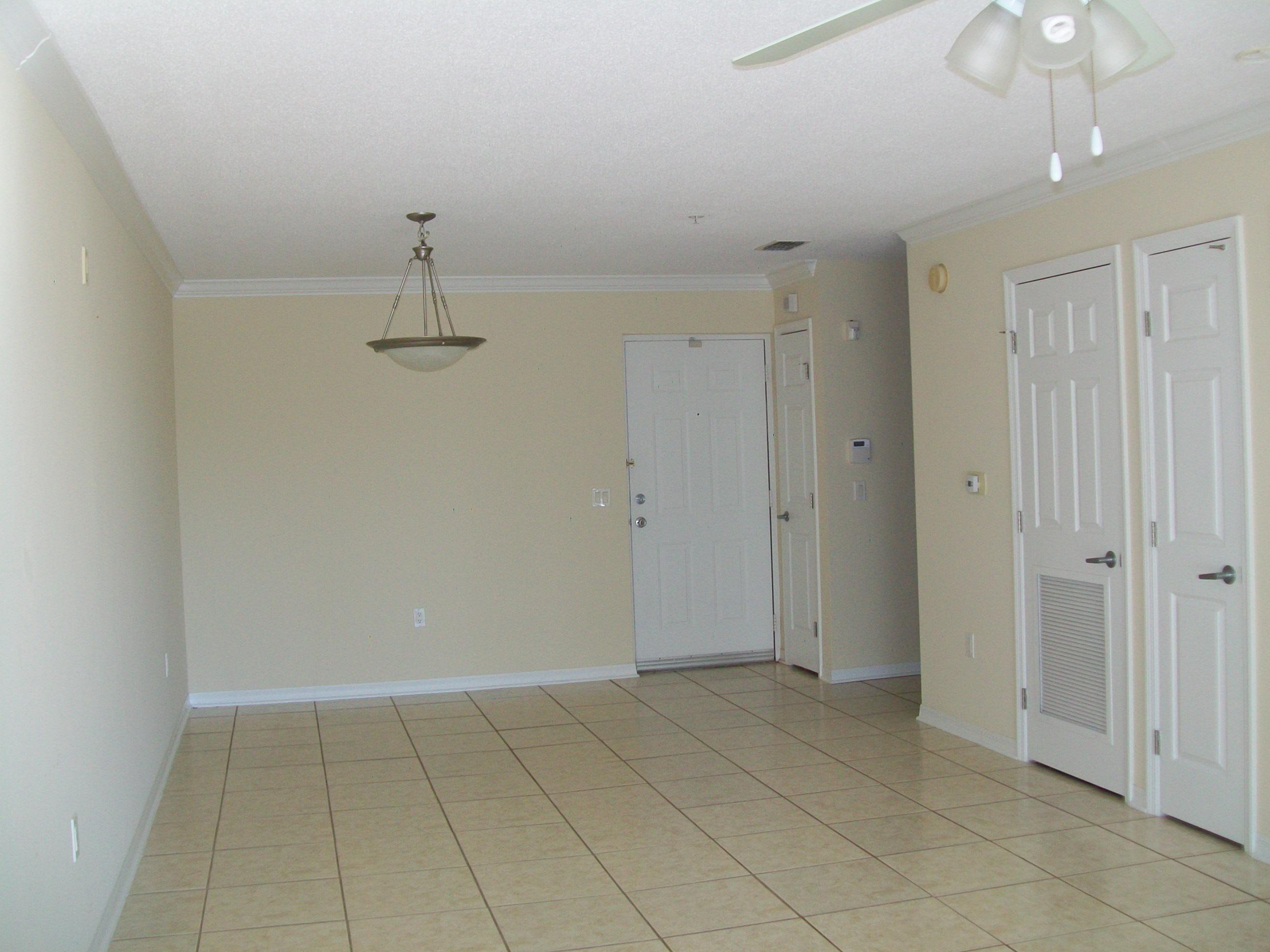 THE FLORIDA CLUB - Residential Lease