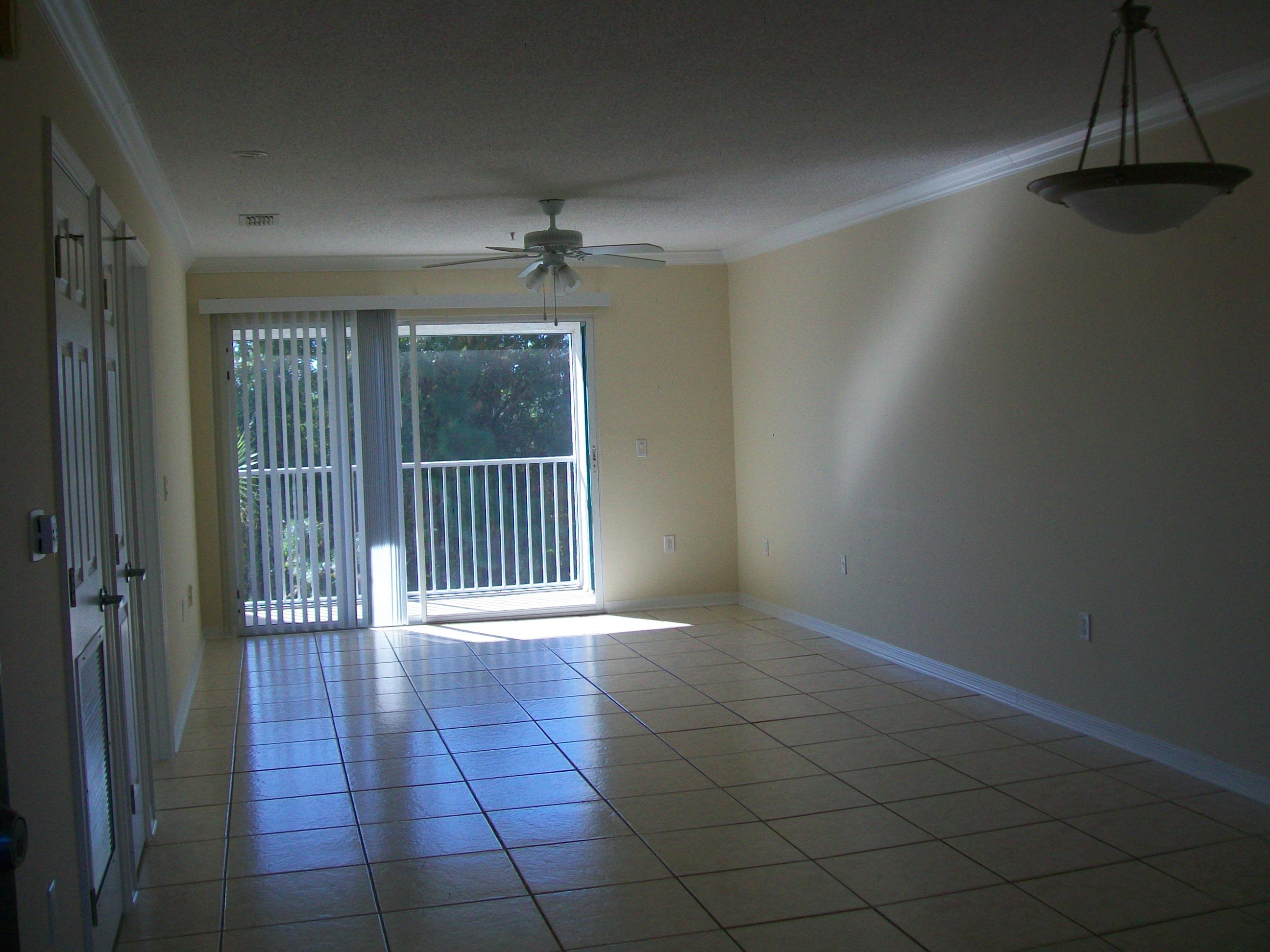 THE FLORIDA CLUB - Residential Lease