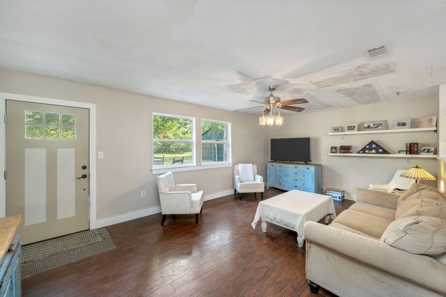 LAKE TANTARA UNREC - Residential