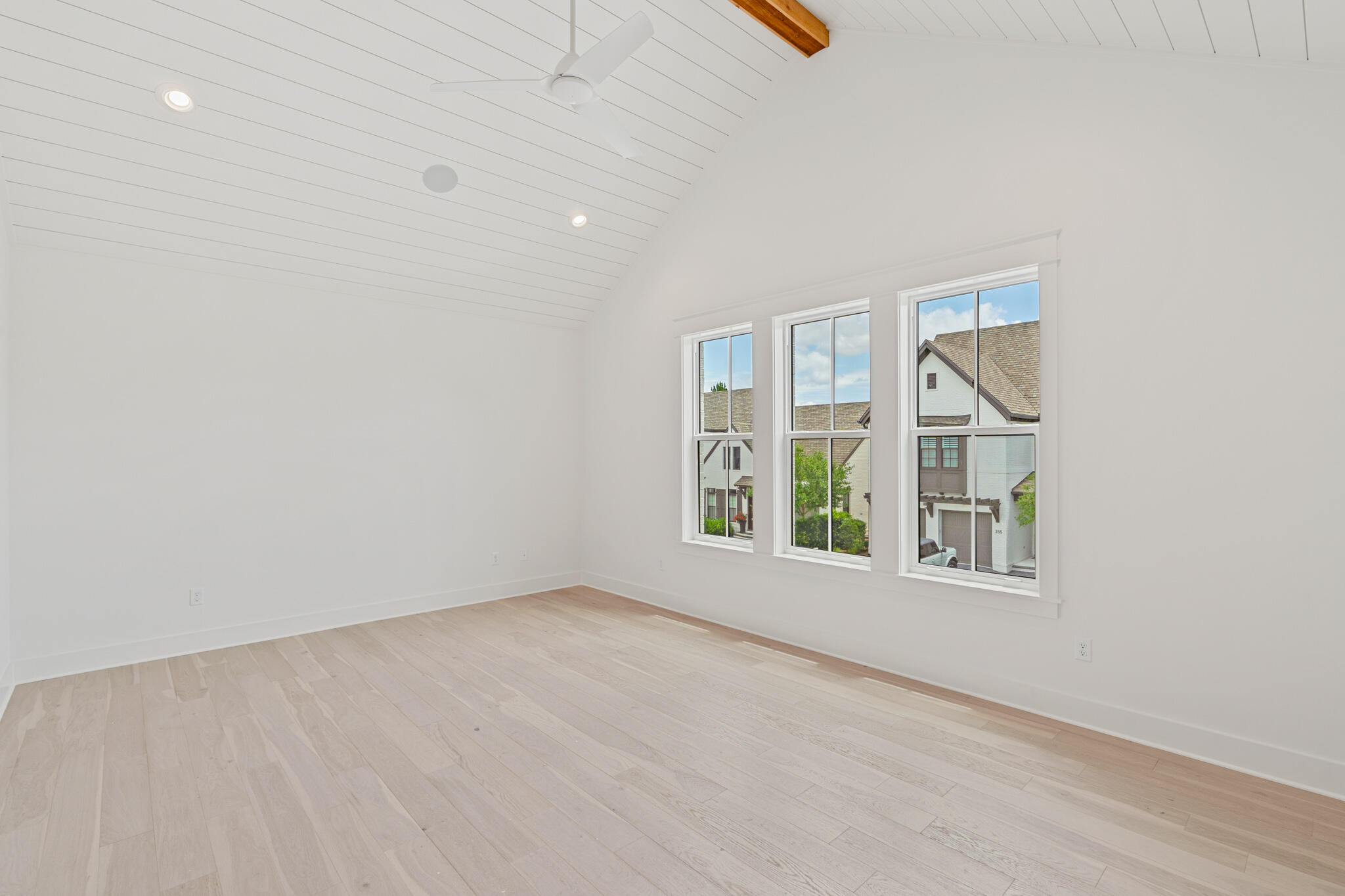 Ridgewalk - Residential