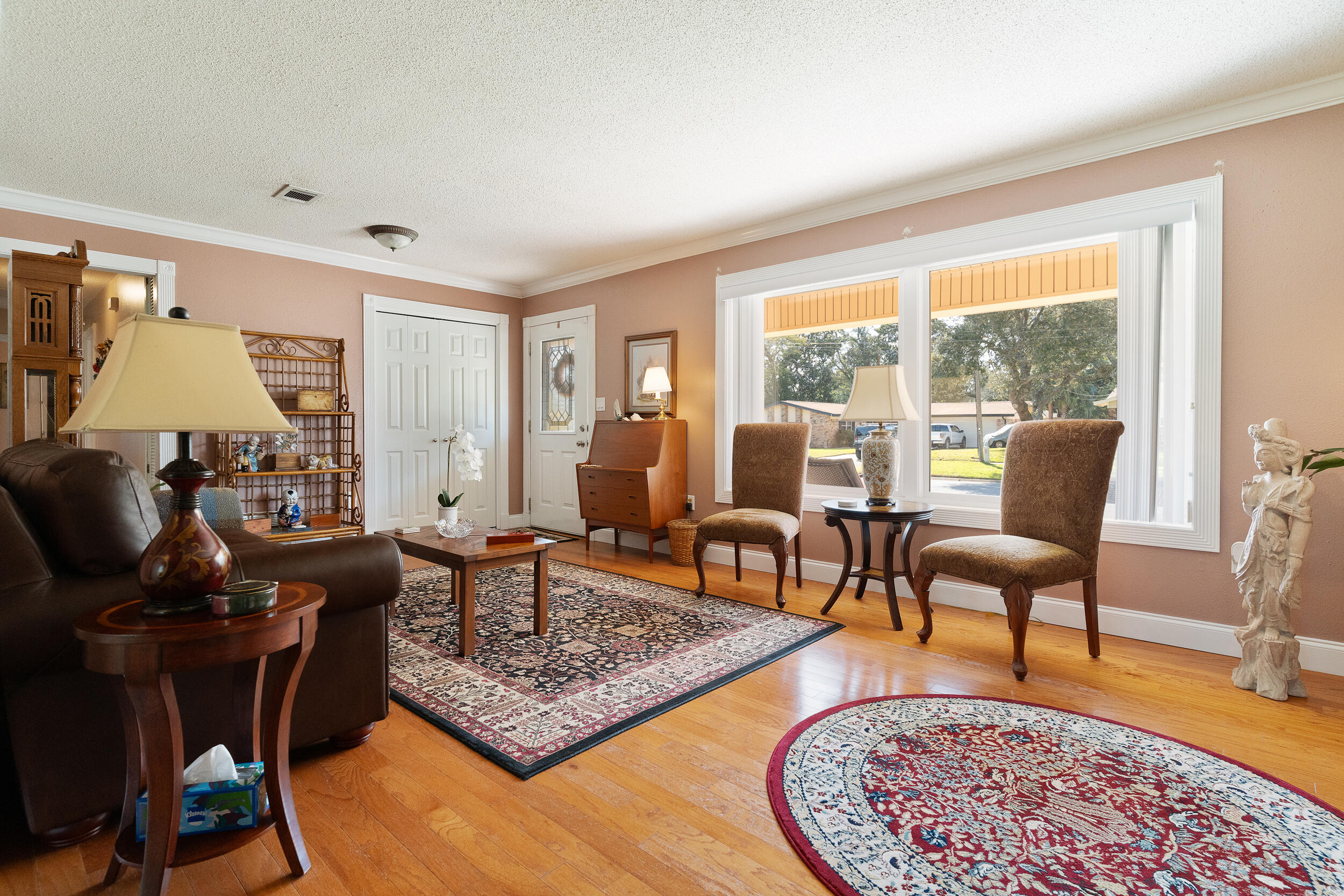 COUNTRY CLUB EST 1ST - Residential