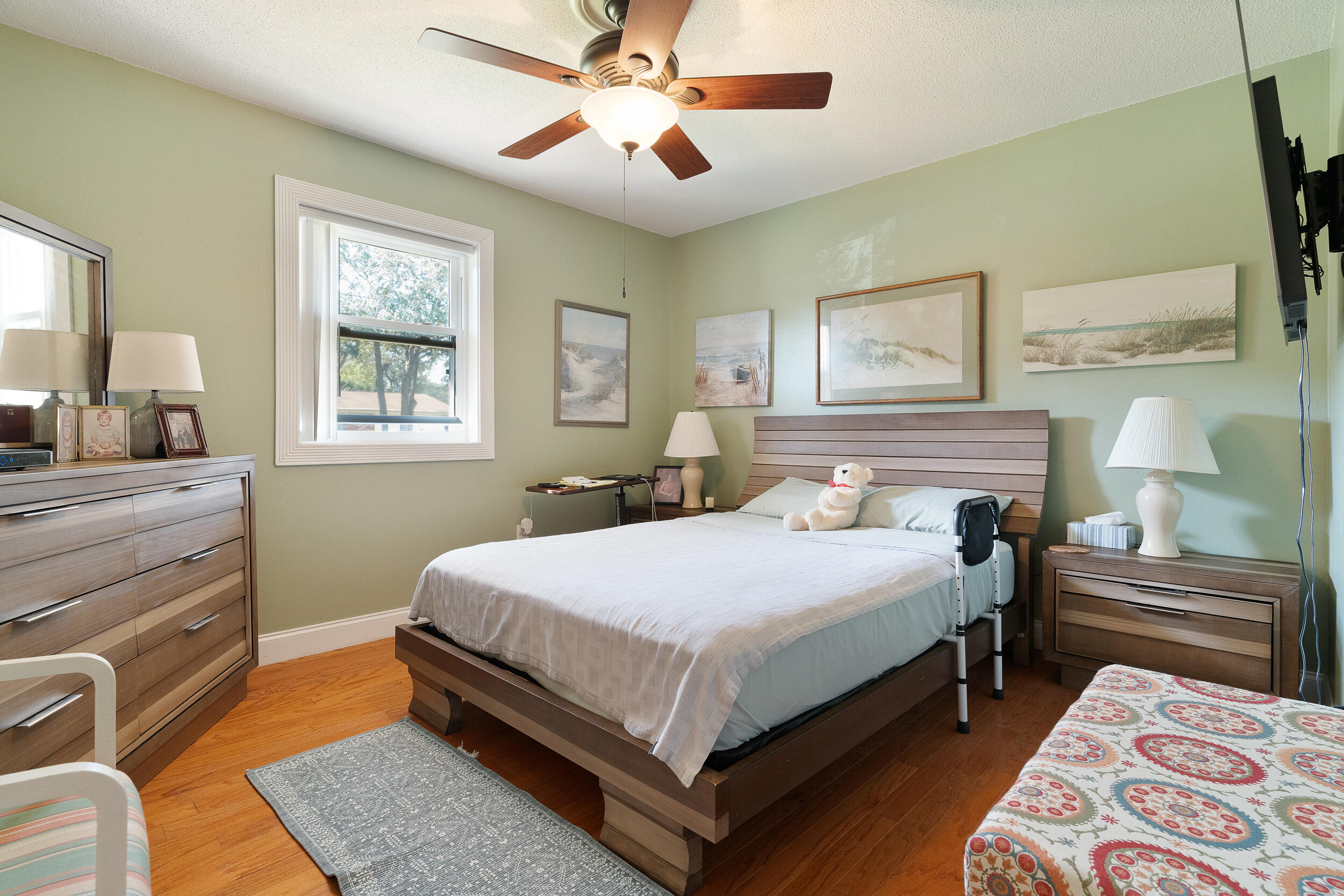 COUNTRY CLUB EST 1ST - Residential