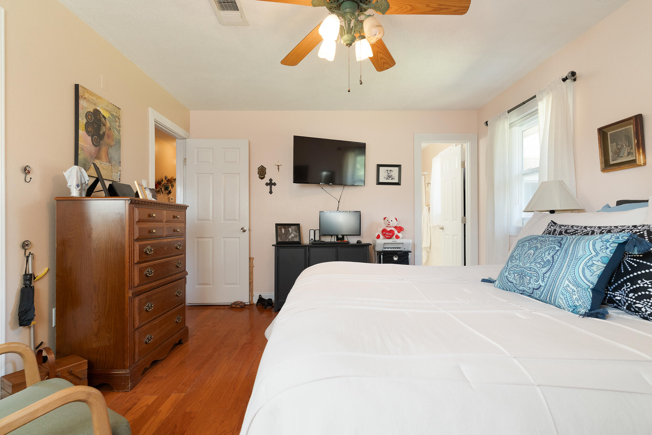 COUNTRY CLUB EST 1ST - Residential