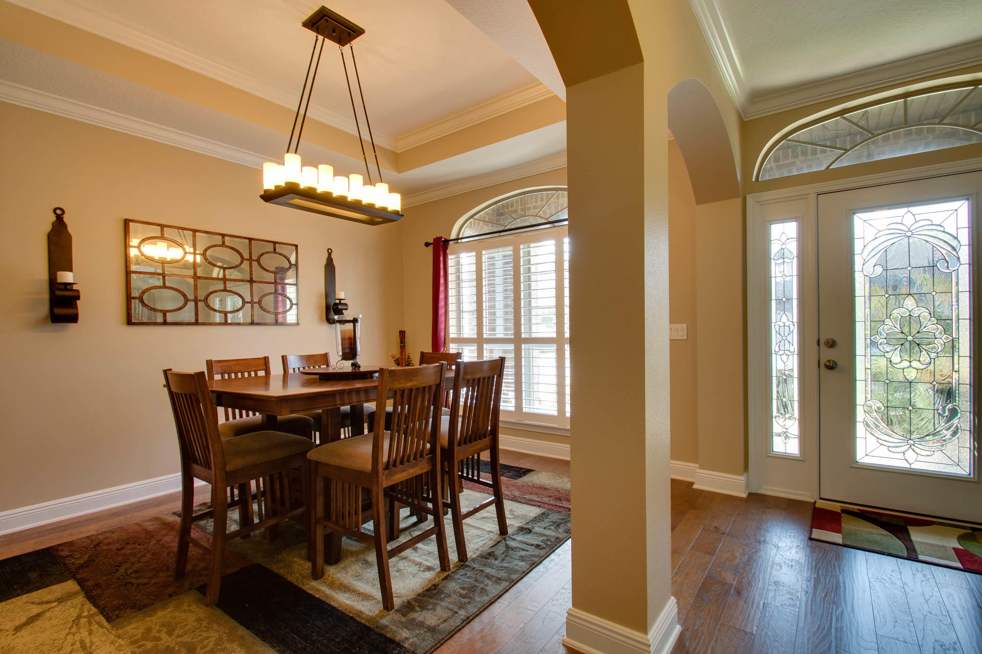 WHISPERING LAKE - Residential