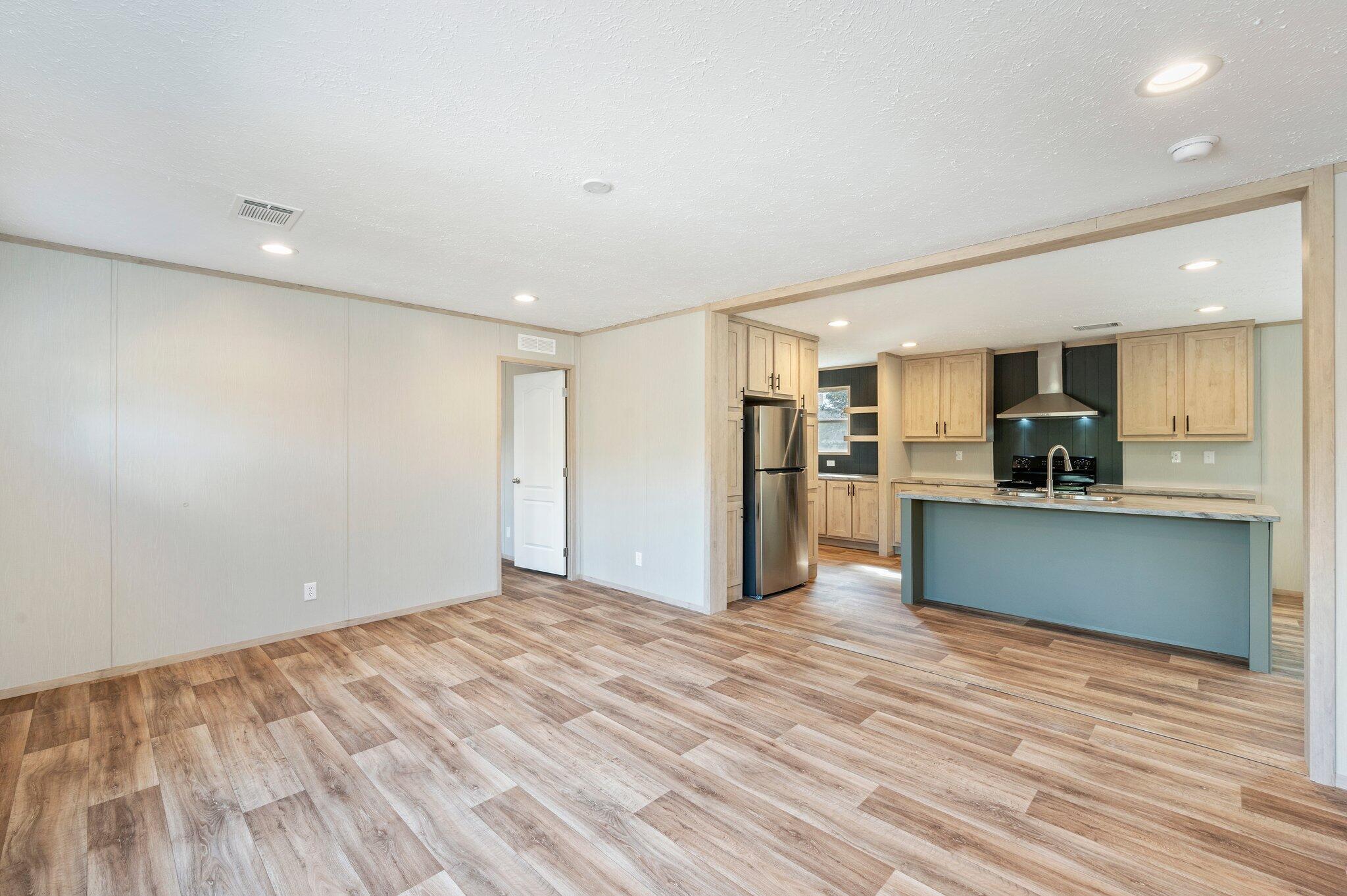 OAKWOOD HILLS UNIT 3 - Residential