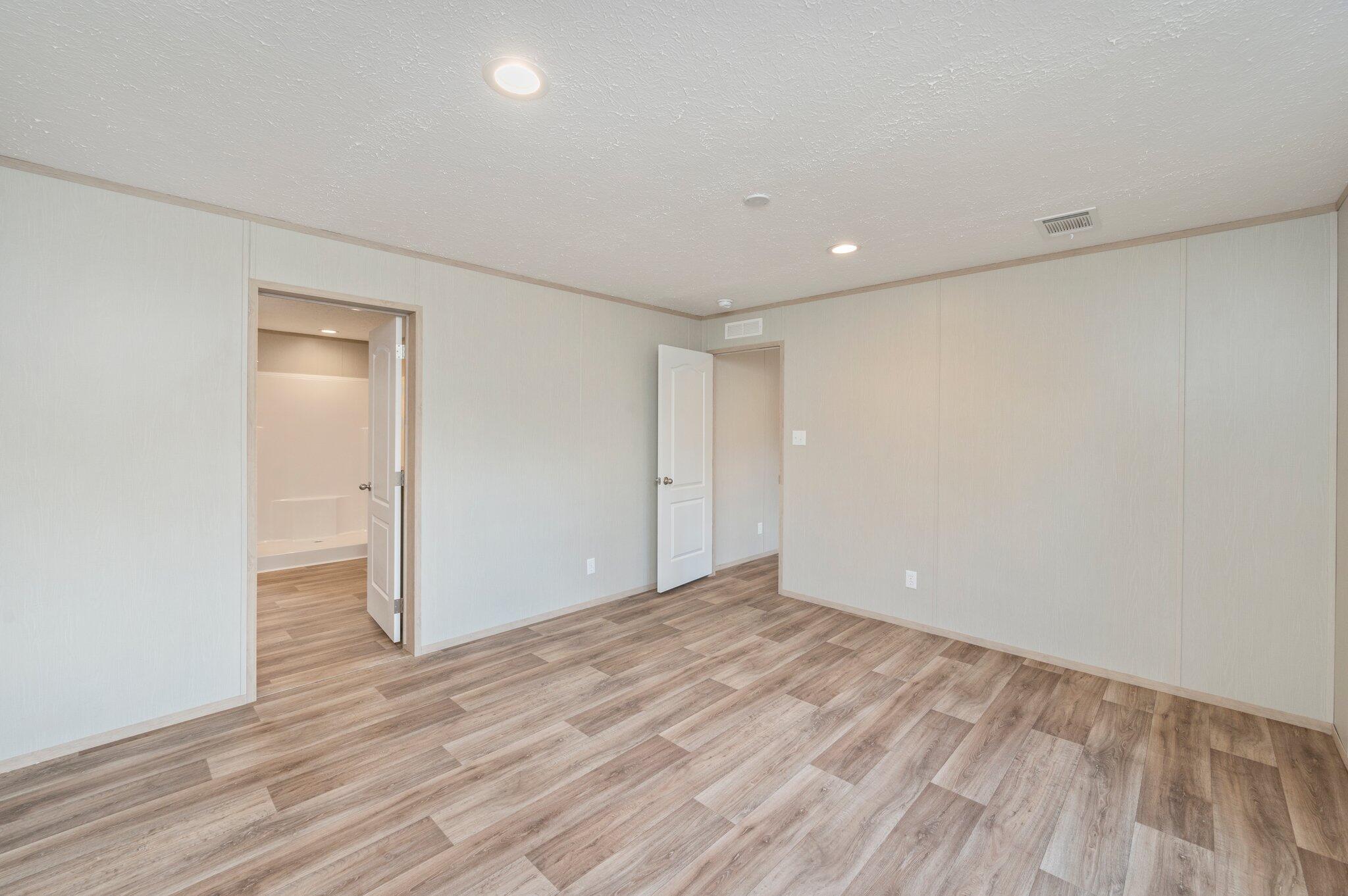 OAKWOOD HILLS UNIT 3 - Residential