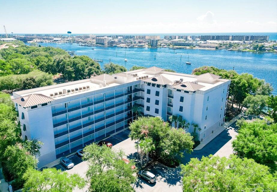 INDIANOLA ON THE WATER - Residential Lease