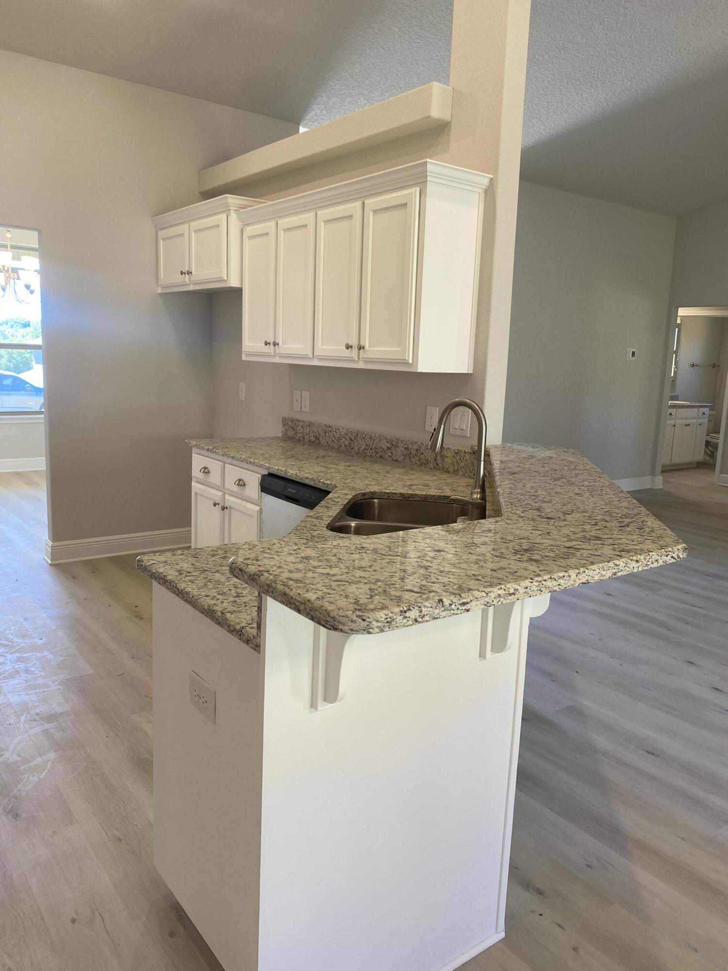 CHARLESTON PLACE - Residential