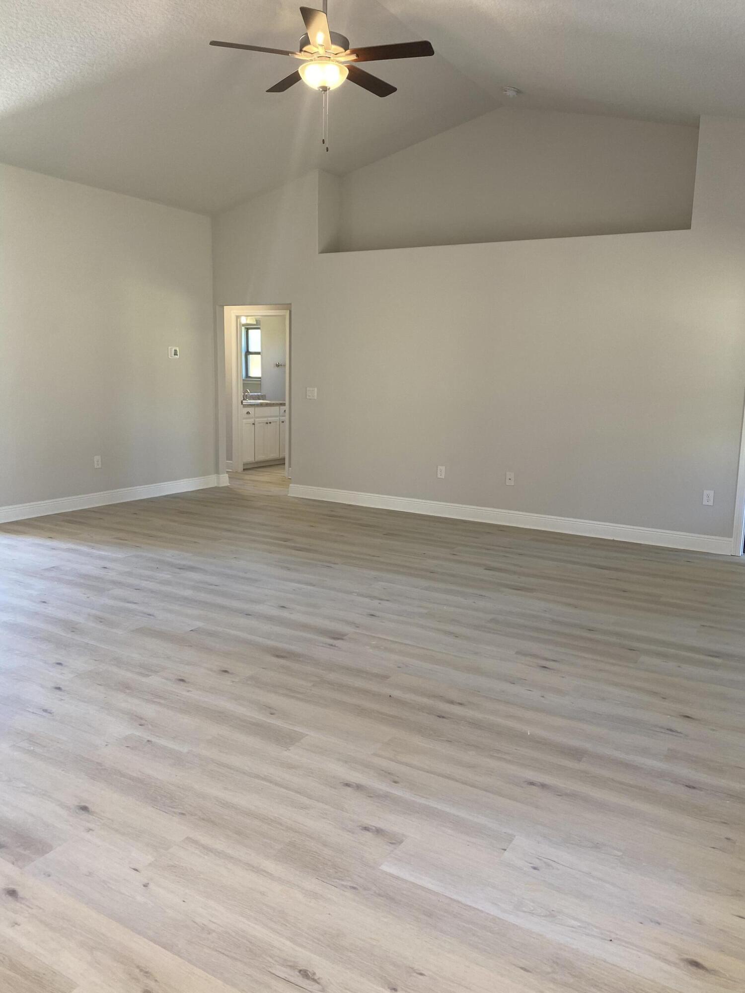 CHARLESTON PLACE - Residential