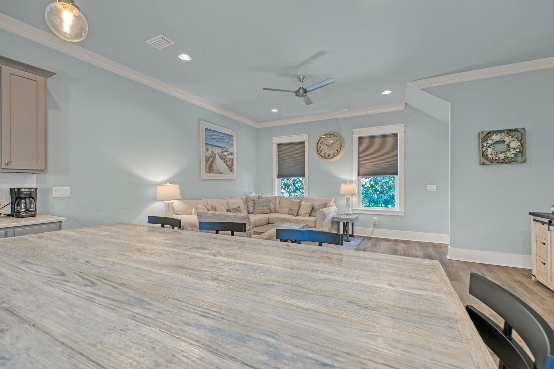 HIDDEN PALMS - Residential