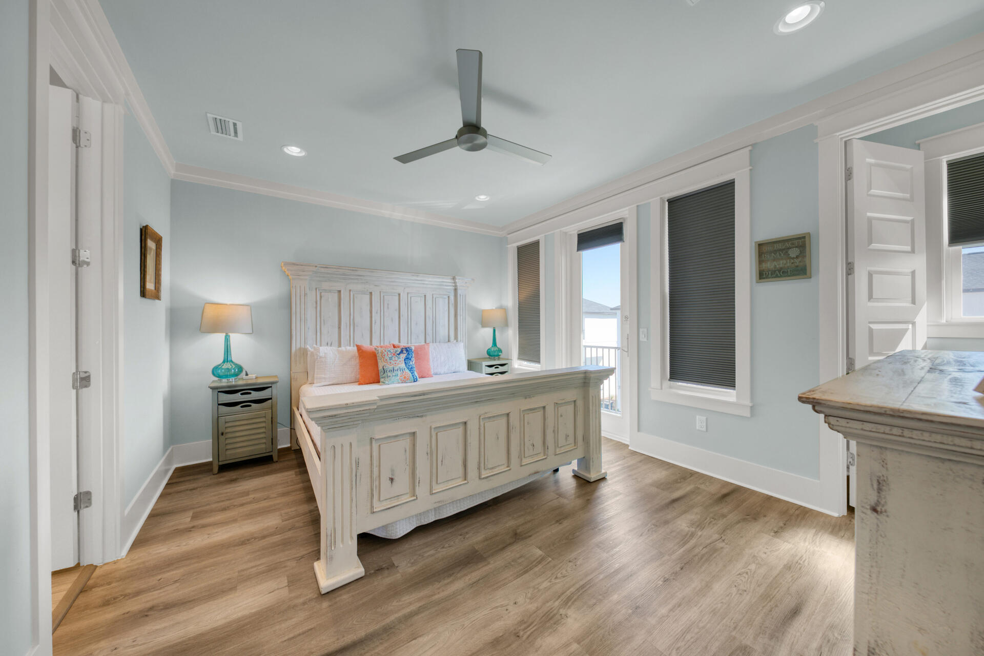 HIDDEN PALMS - Residential