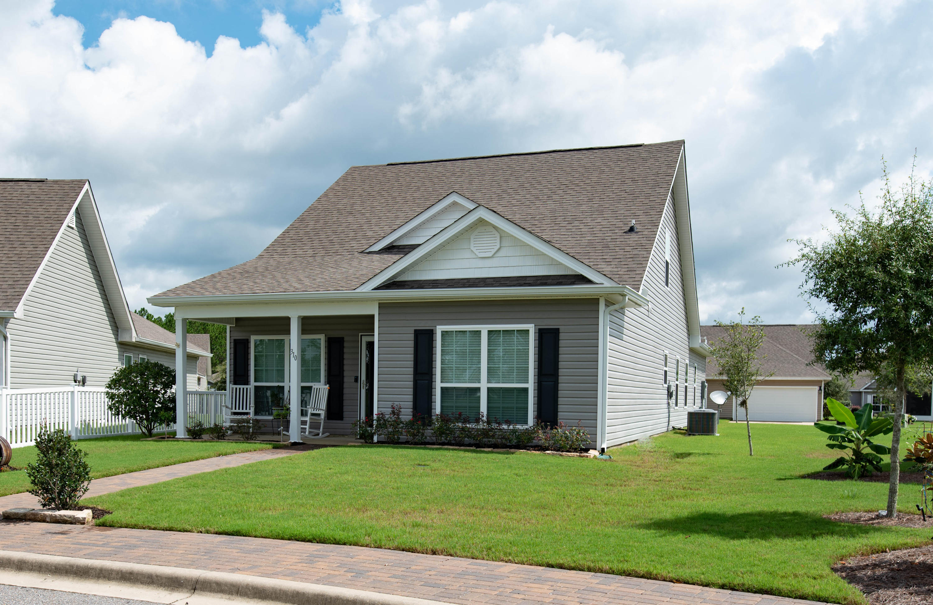 HAMMOCK BAY - Residential
