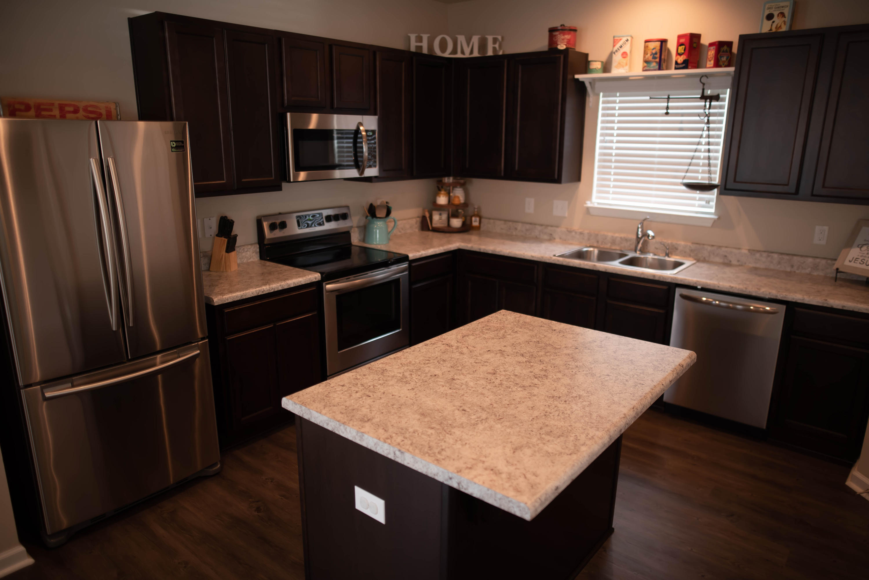 HAMMOCK BAY - Residential