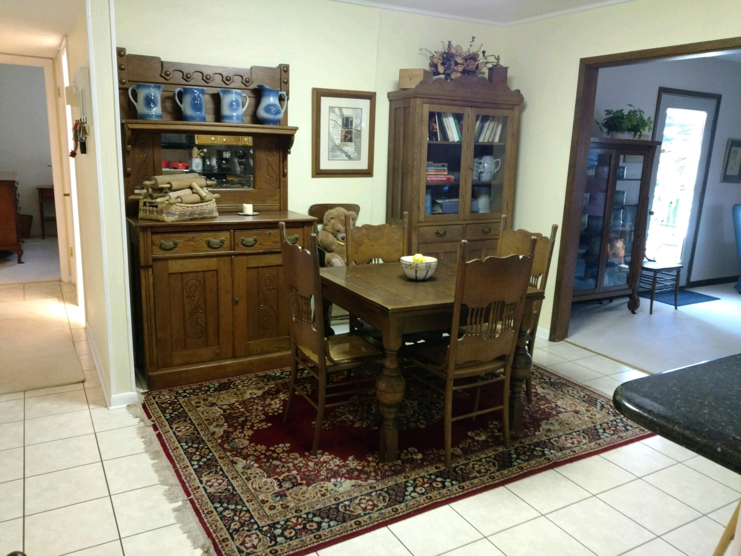 COUNTRY CLUB ESTATES - Residential