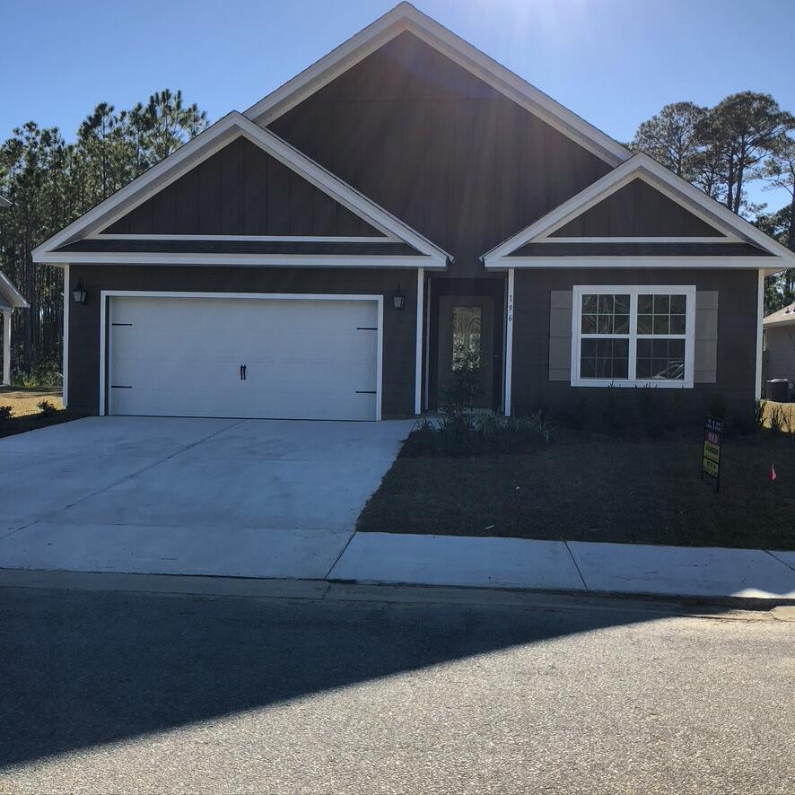 Single story home with 4 bedrooms and 2 full baths, covered porch, wooded area in the back for privacy. Refrigerator, washer and dryer included. Gated community, community pool. Old Photos. The washer and dryer are not new now.