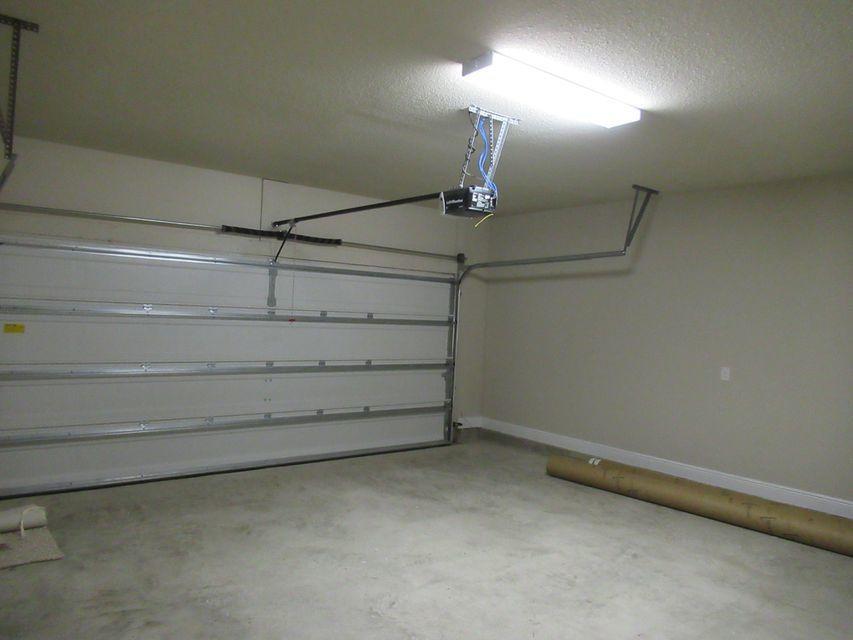 Eagle Bay Landing - Residential Lease