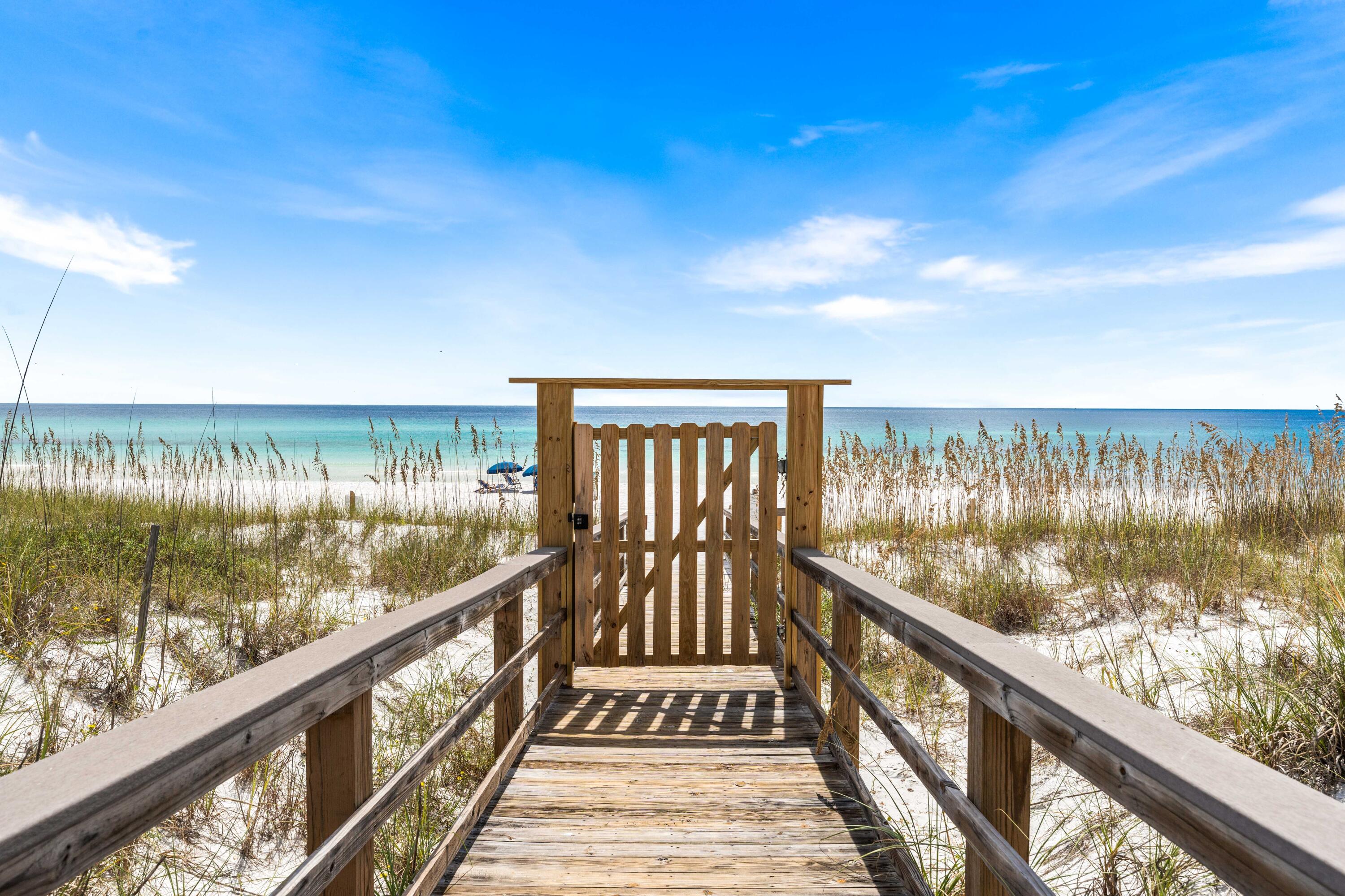 FOUR MILE VILLAGE - Residential