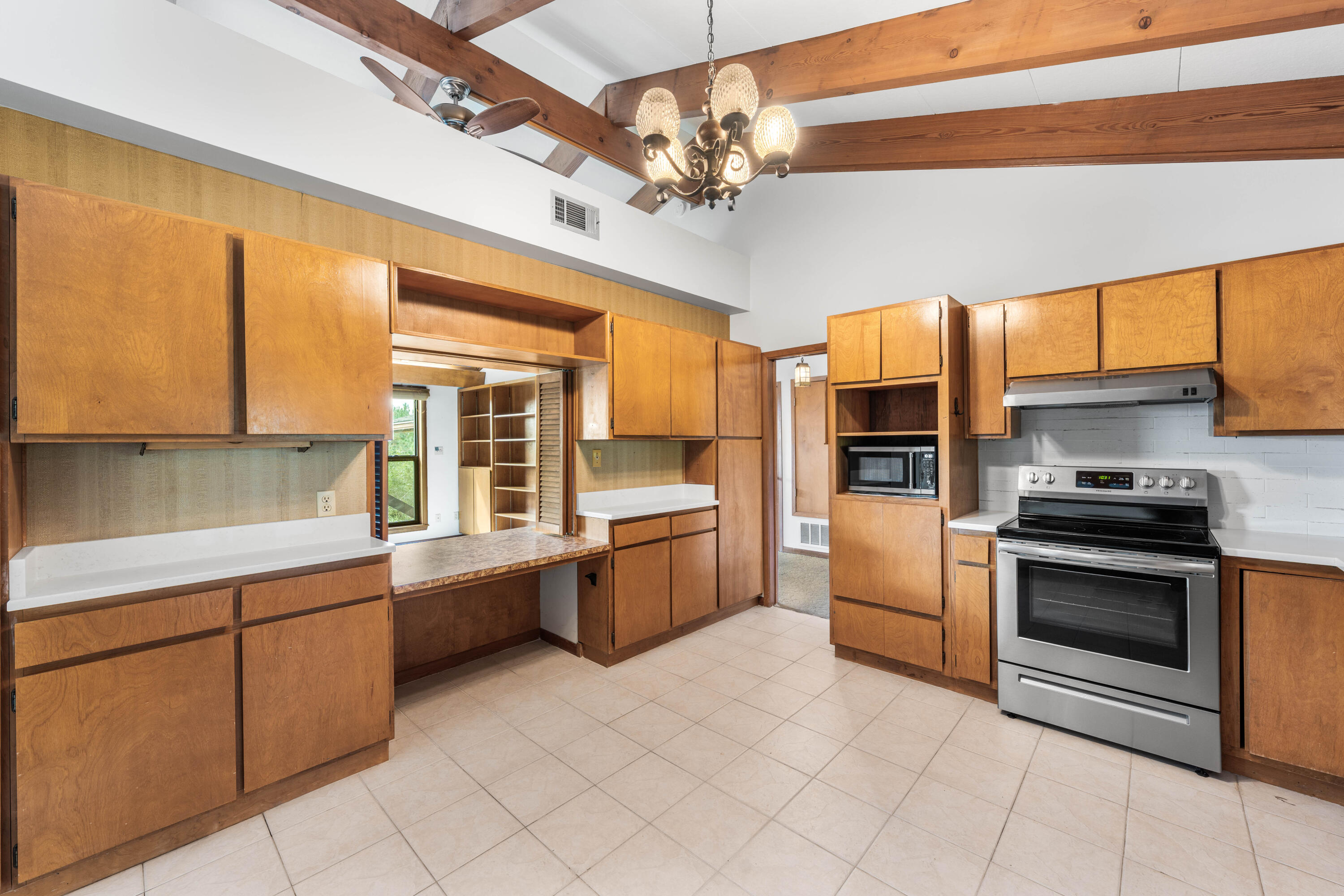 FOUR MILE VILLAGE - Residential