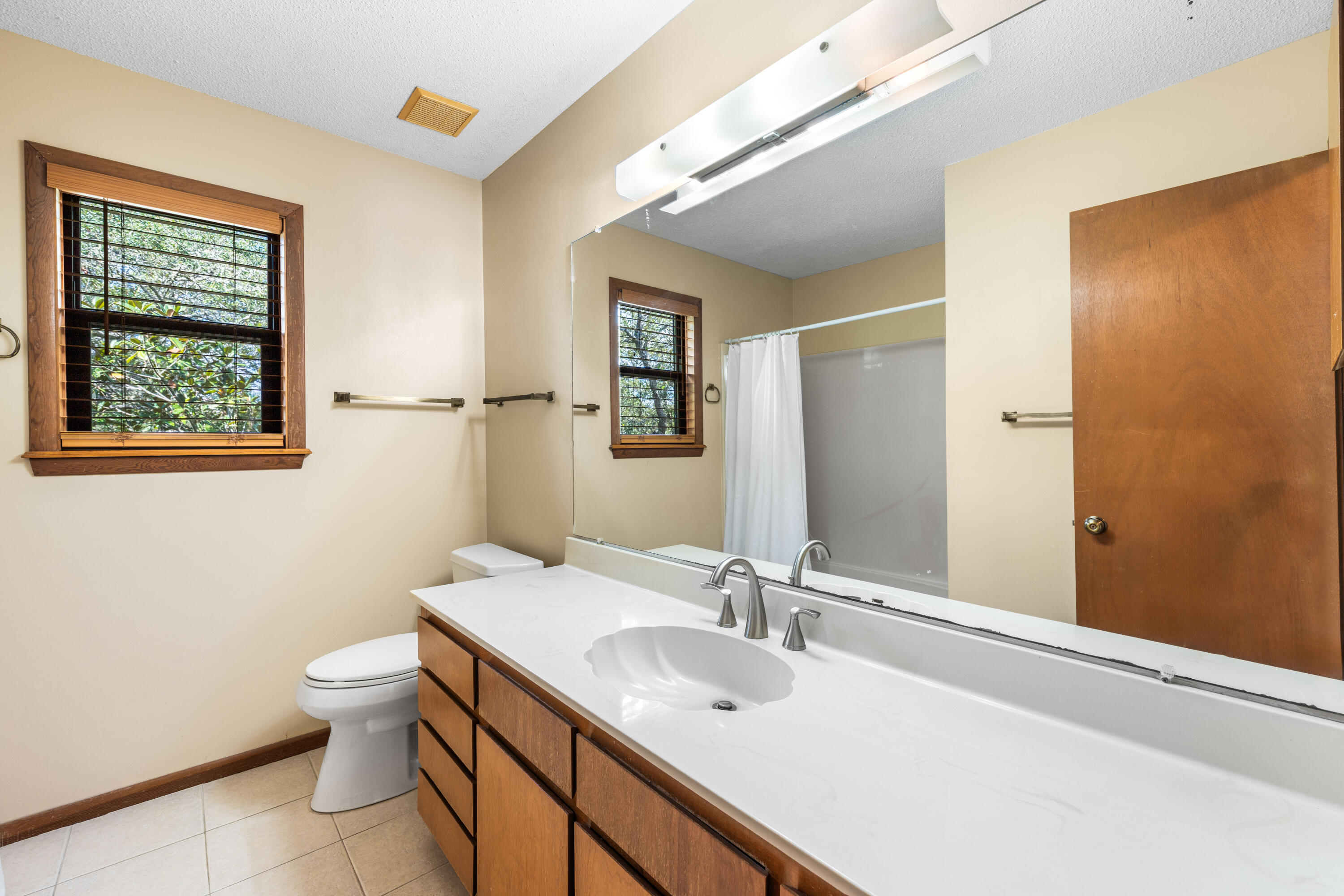 FOUR MILE VILLAGE - Residential