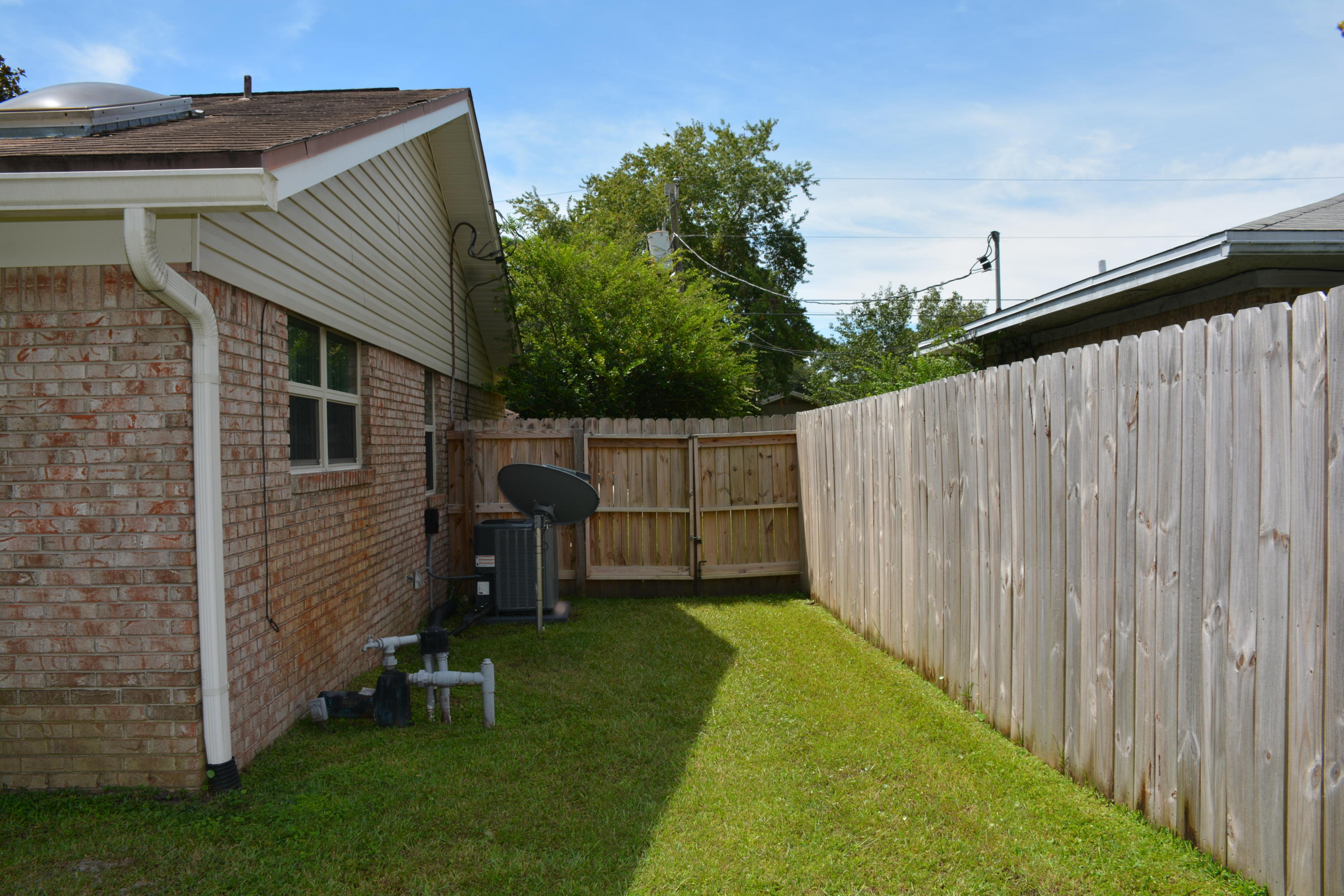 Tanglewood 1st Addn - Residential