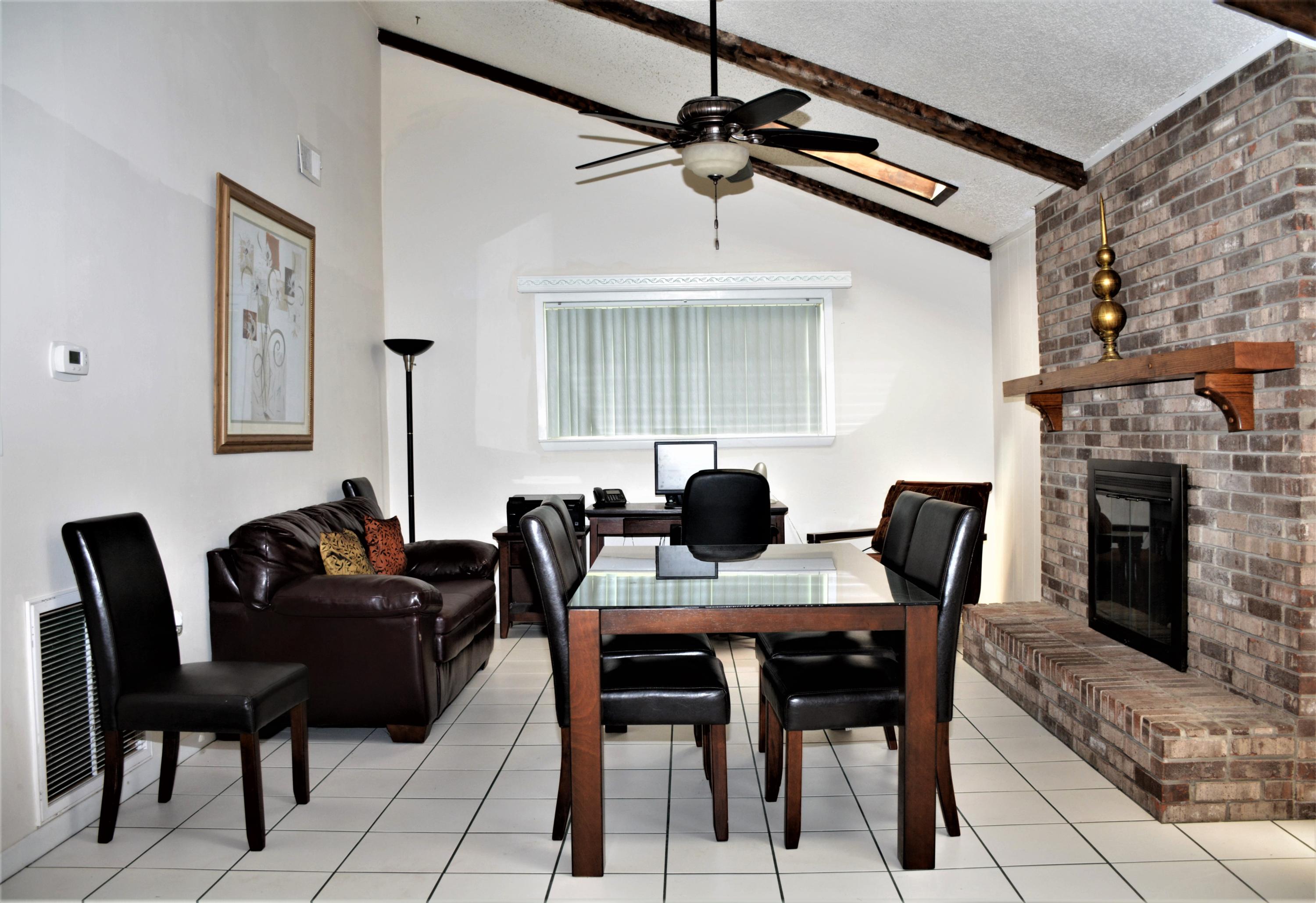 Tanglewood 1st Addn - Residential