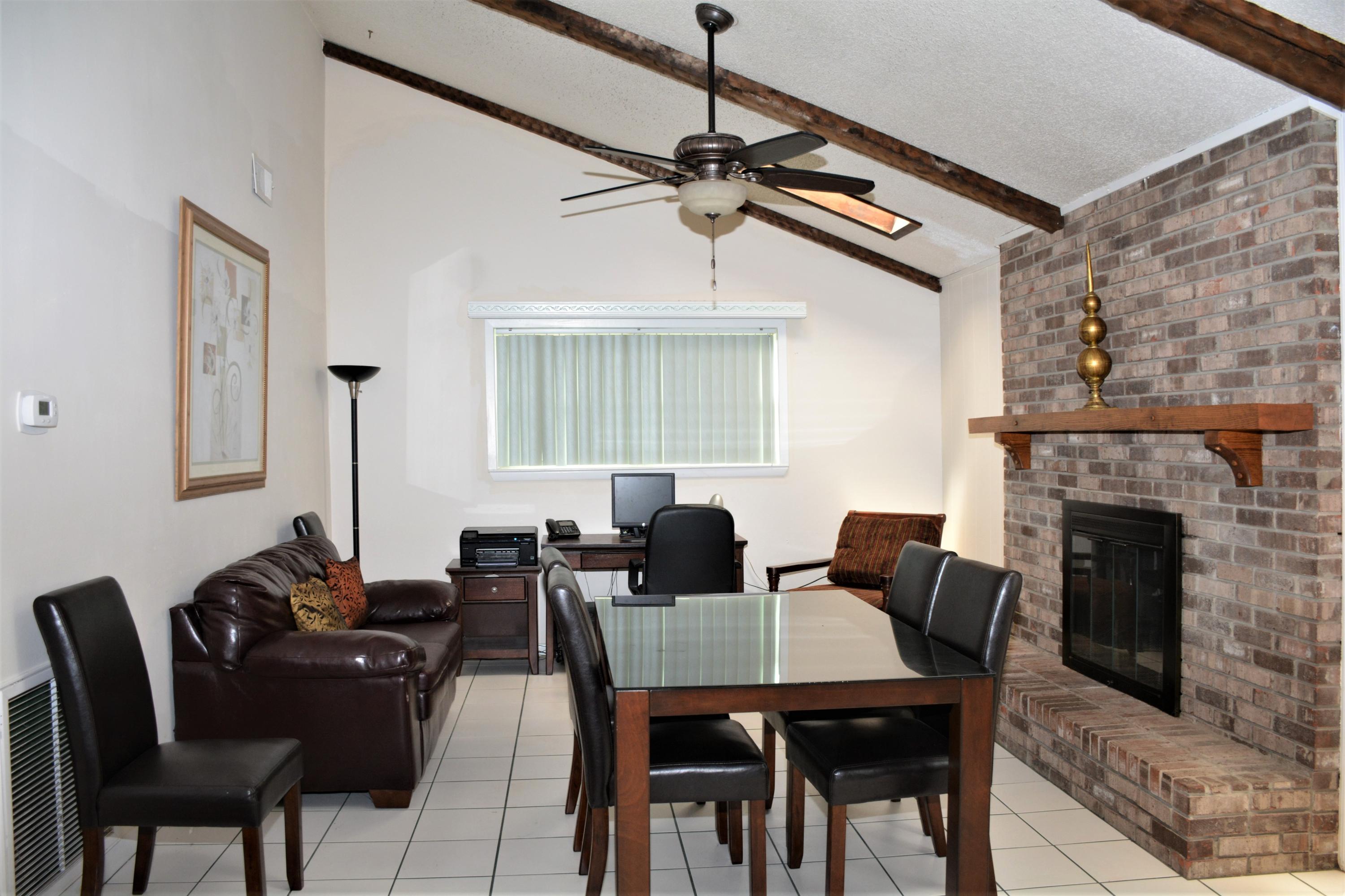 Tanglewood 1st Addn - Residential