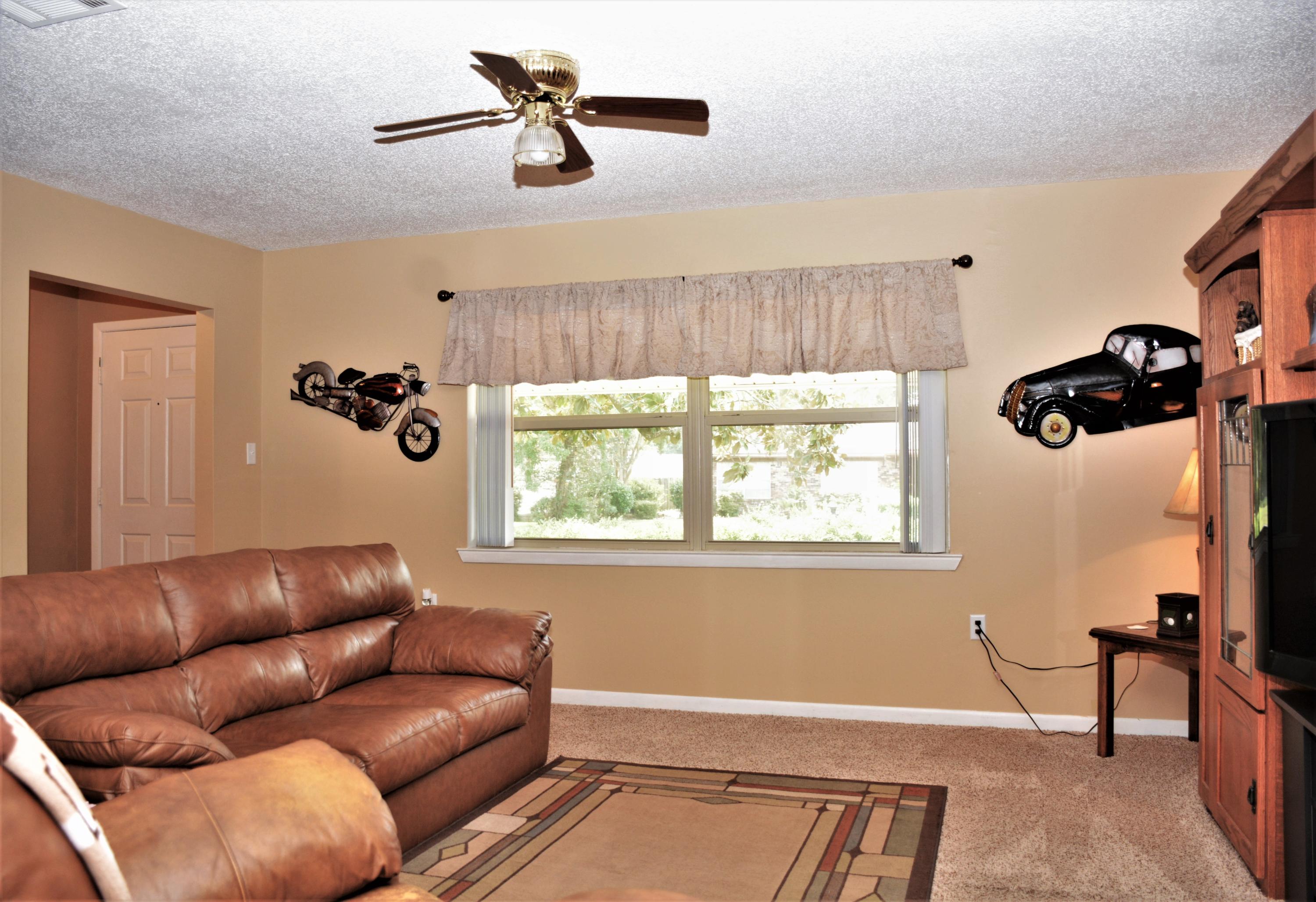 Tanglewood 1st Addn - Residential