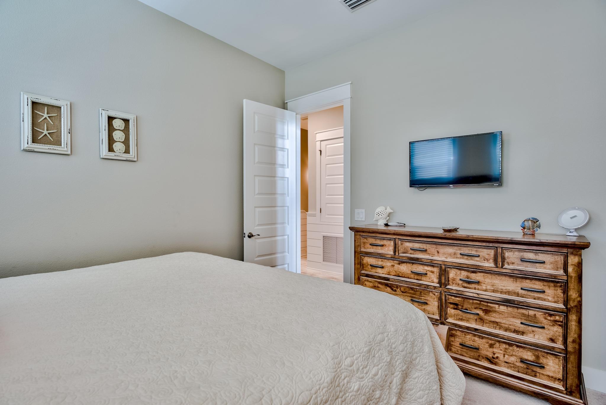 PROMINENCE/TRIPLEXES - Residential