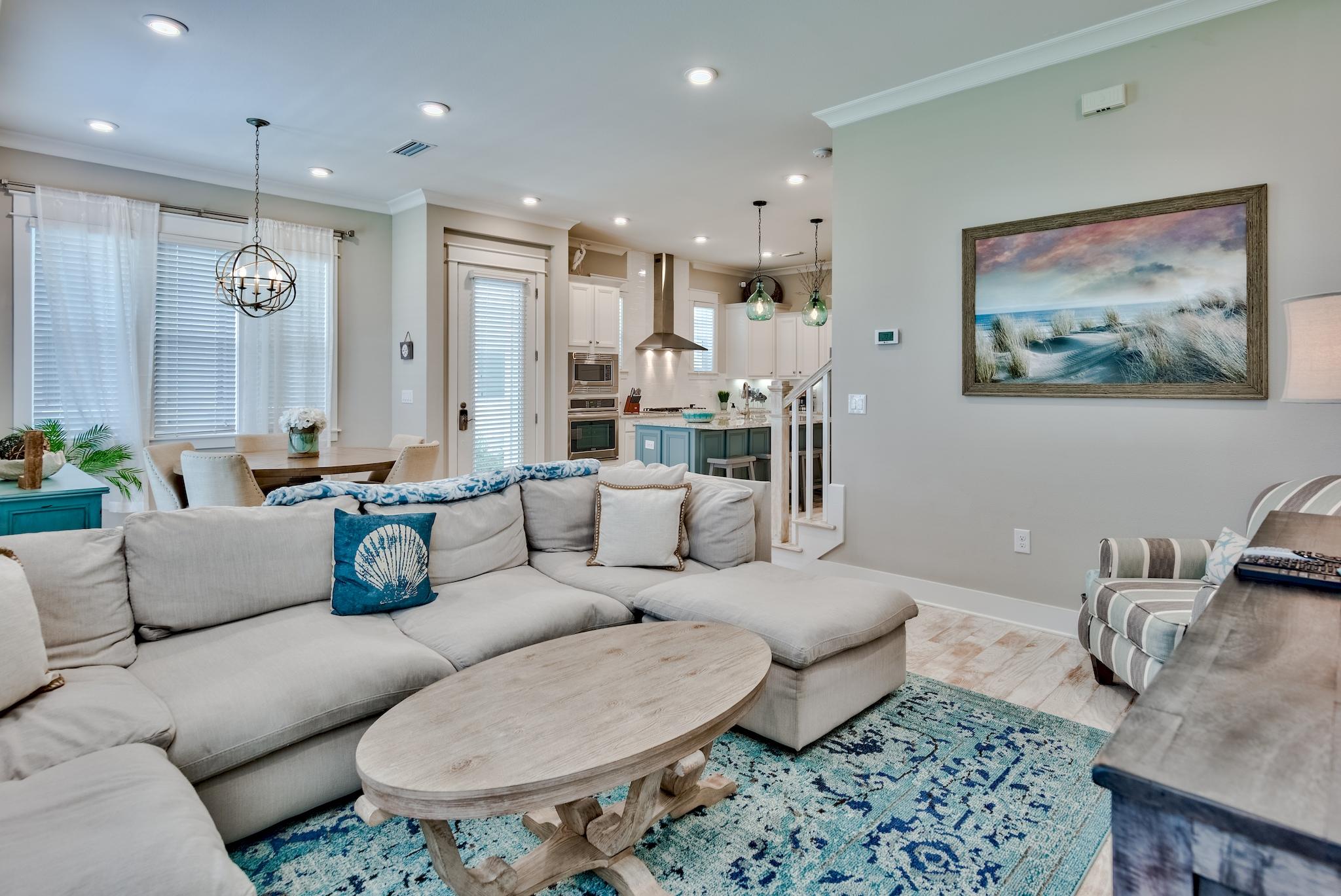 PROMINENCE/TRIPLEXES - Residential