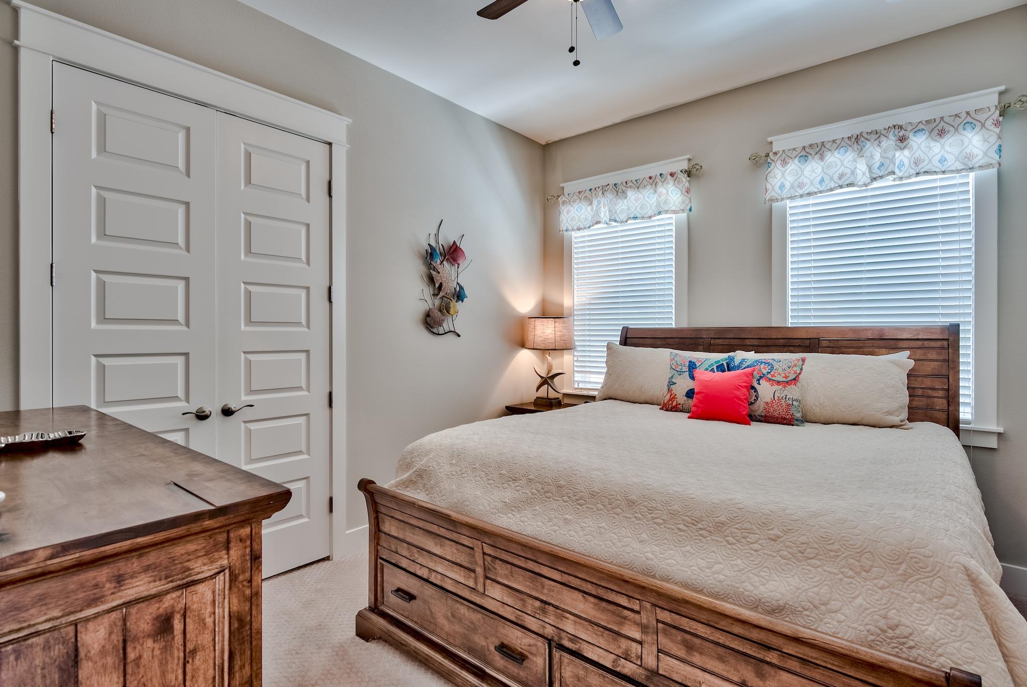 PROMINENCE/TRIPLEXES - Residential