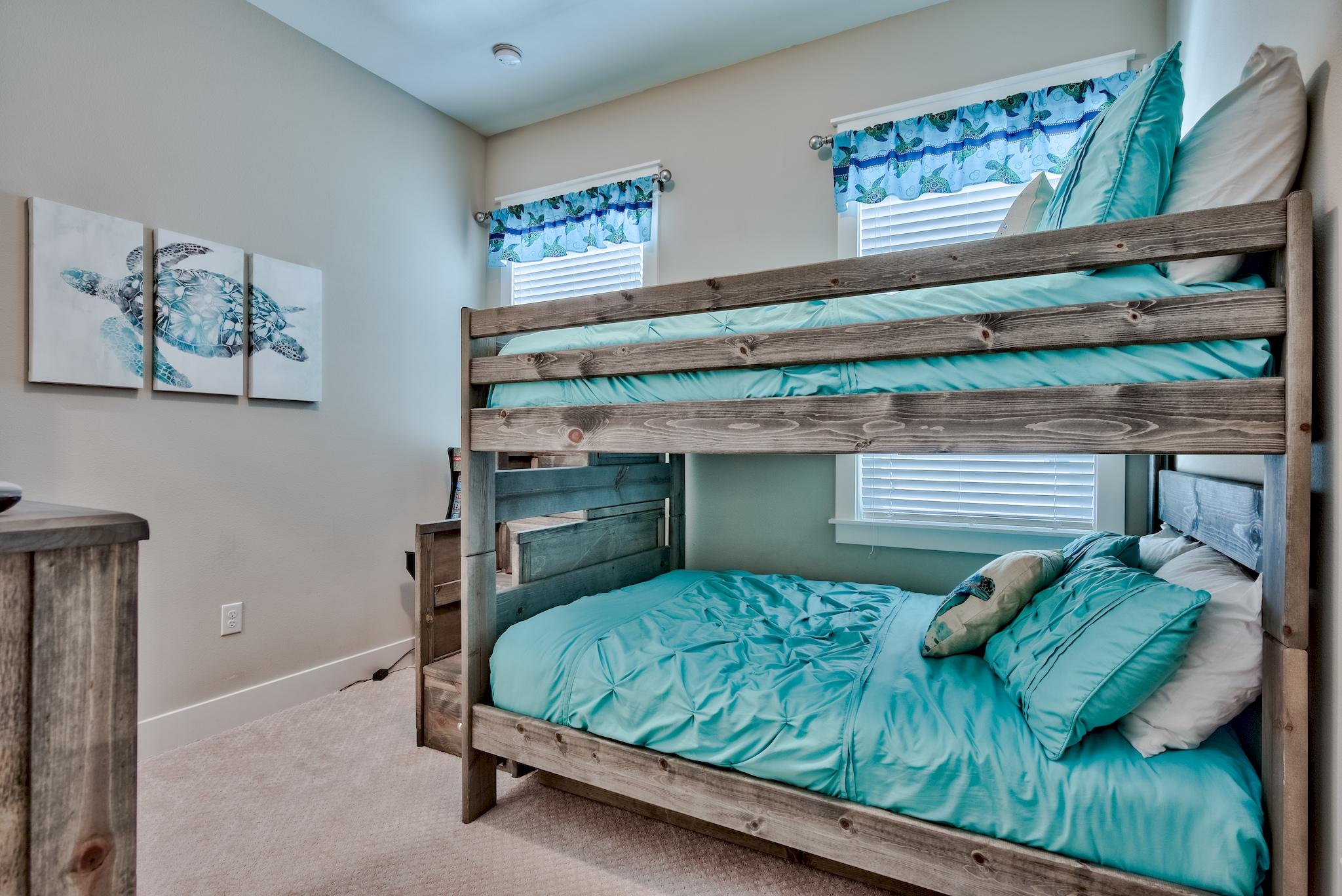 PROMINENCE/TRIPLEXES - Residential