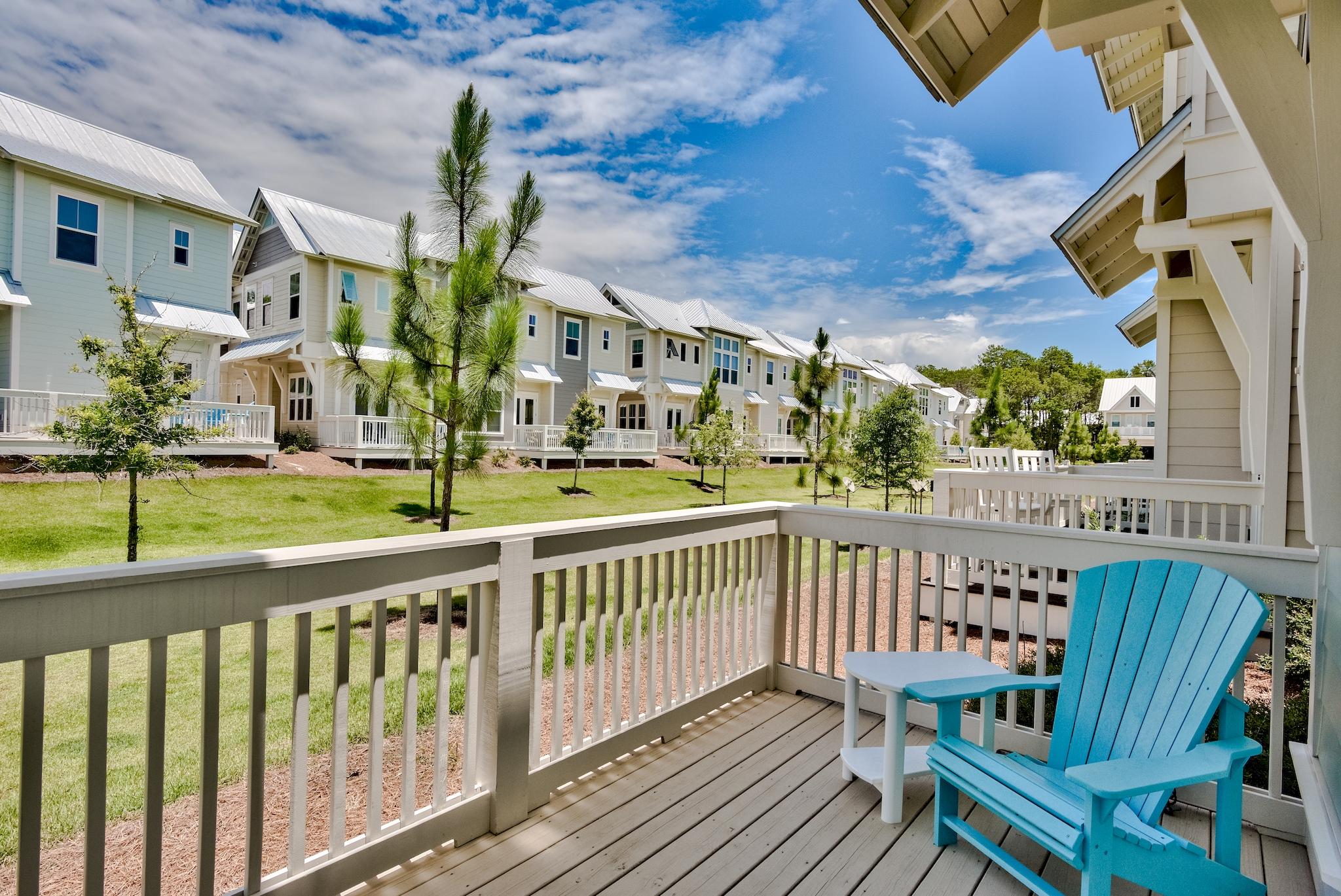 PROMINENCE/TRIPLEXES - Residential