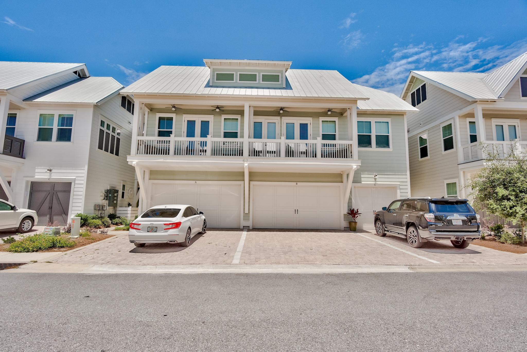 PROMINENCE/TRIPLEXES - Residential