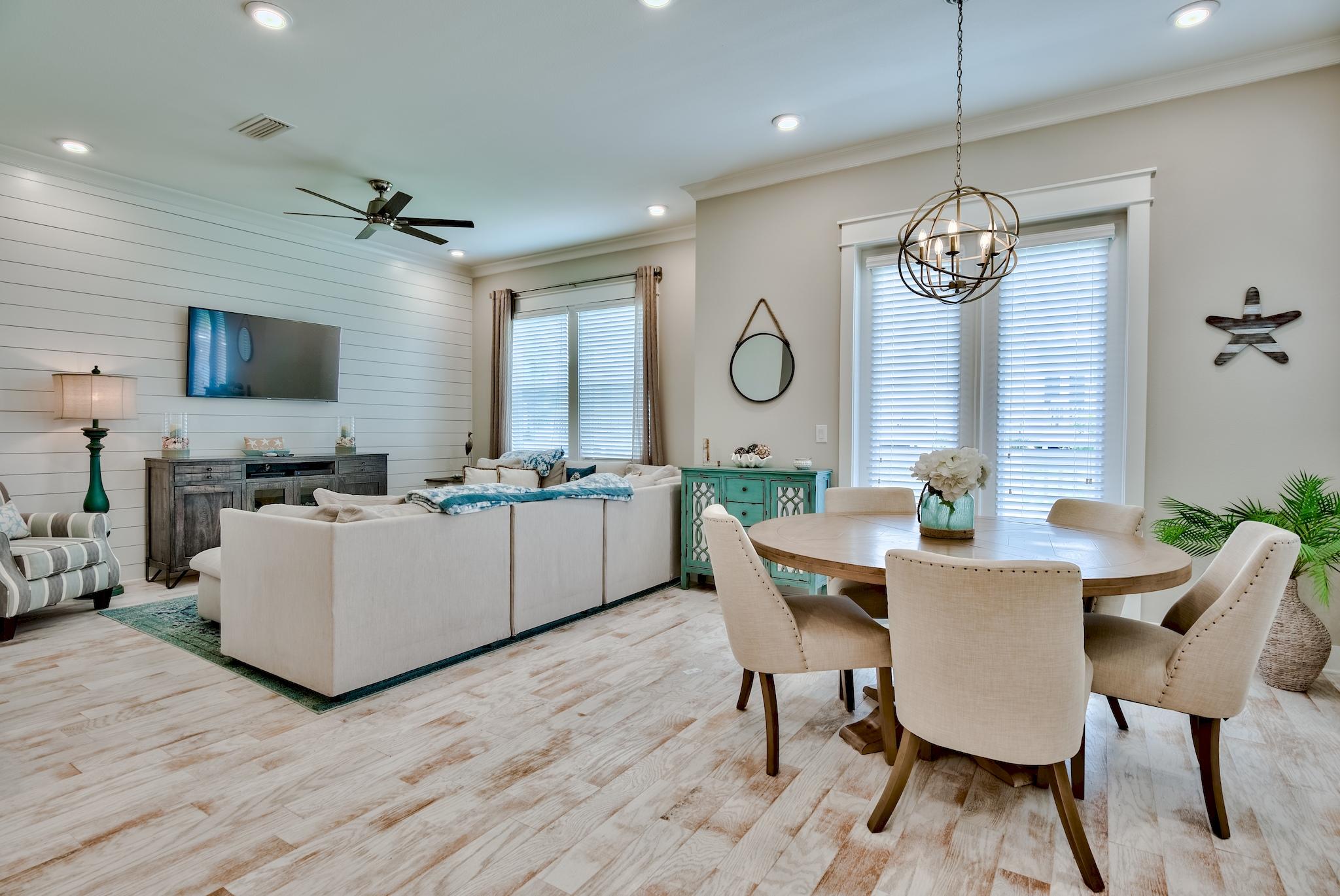 PROMINENCE/TRIPLEXES - Residential