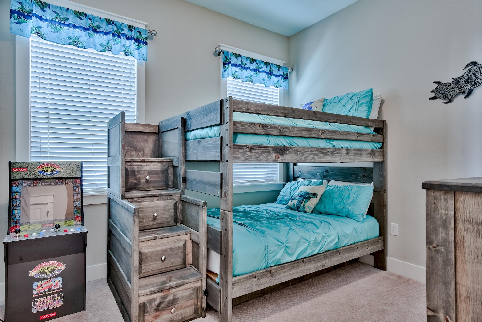 PROMINENCE/TRIPLEXES - Residential