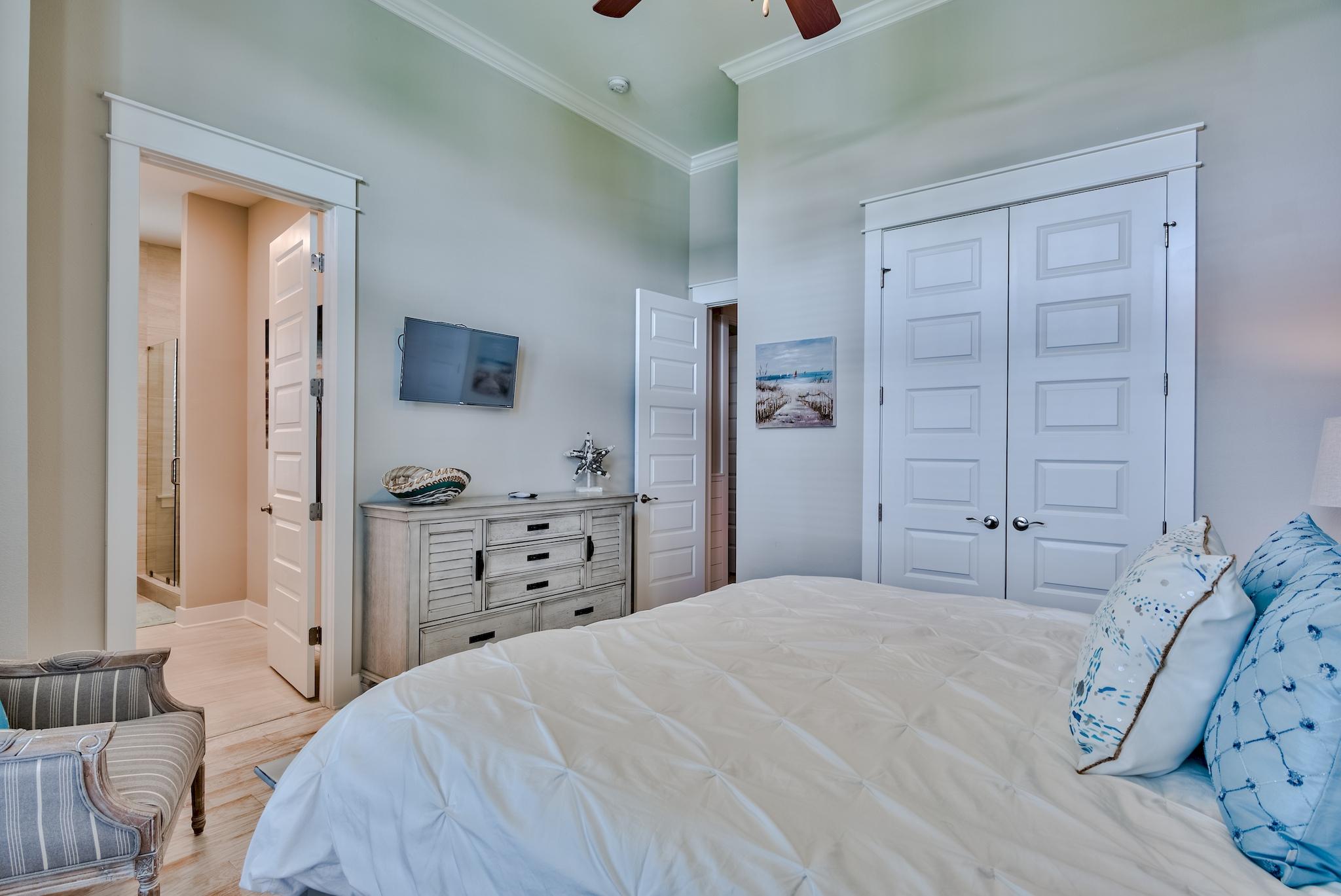 PROMINENCE/TRIPLEXES - Residential