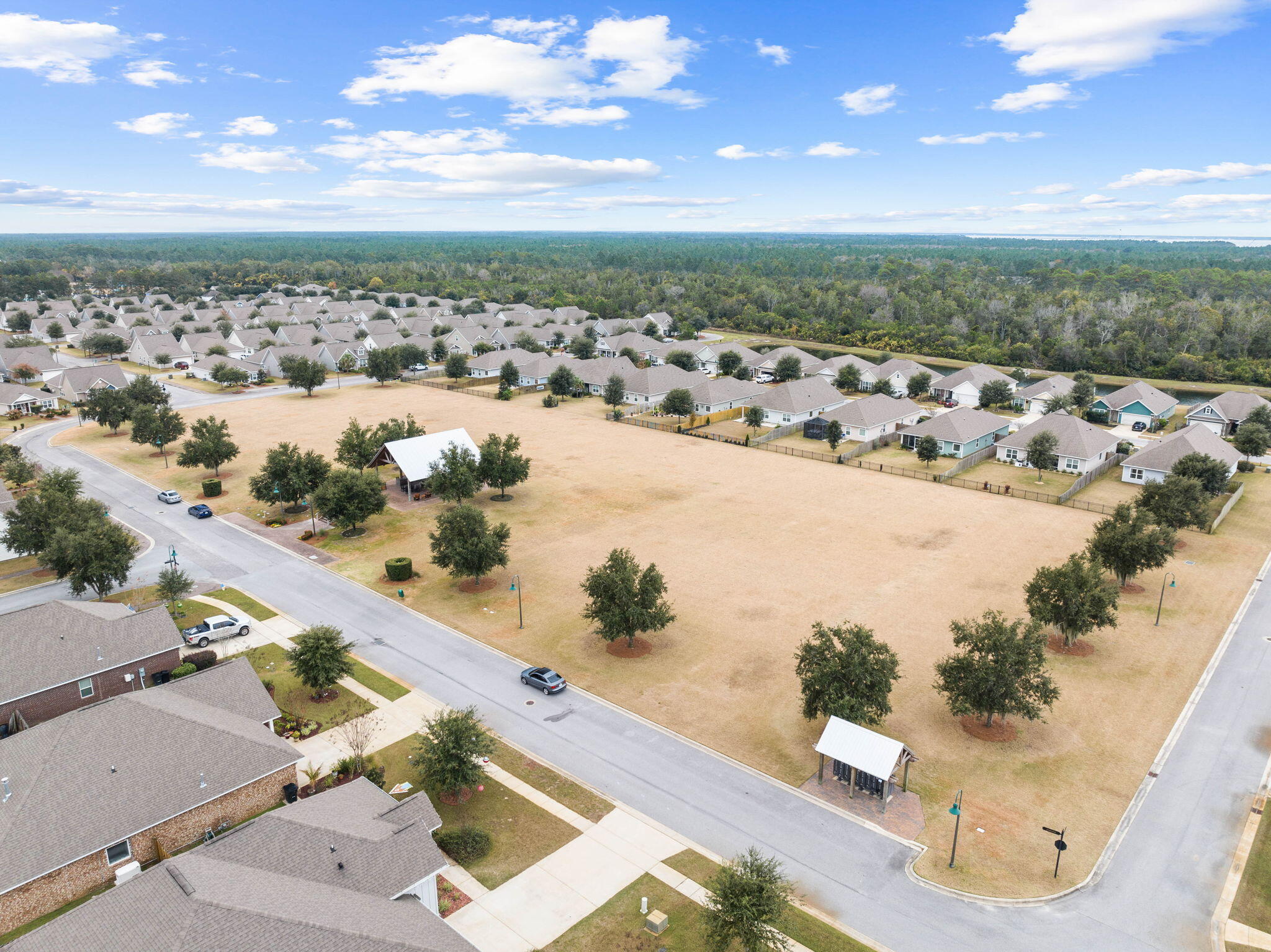 HAMMOCK BAY - Residential