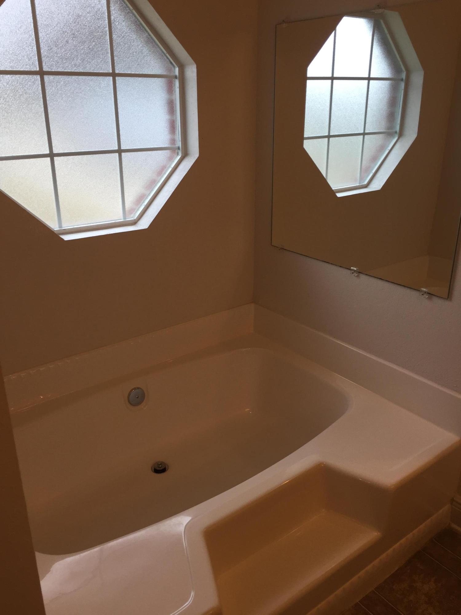 FOX VALLEY - Residential