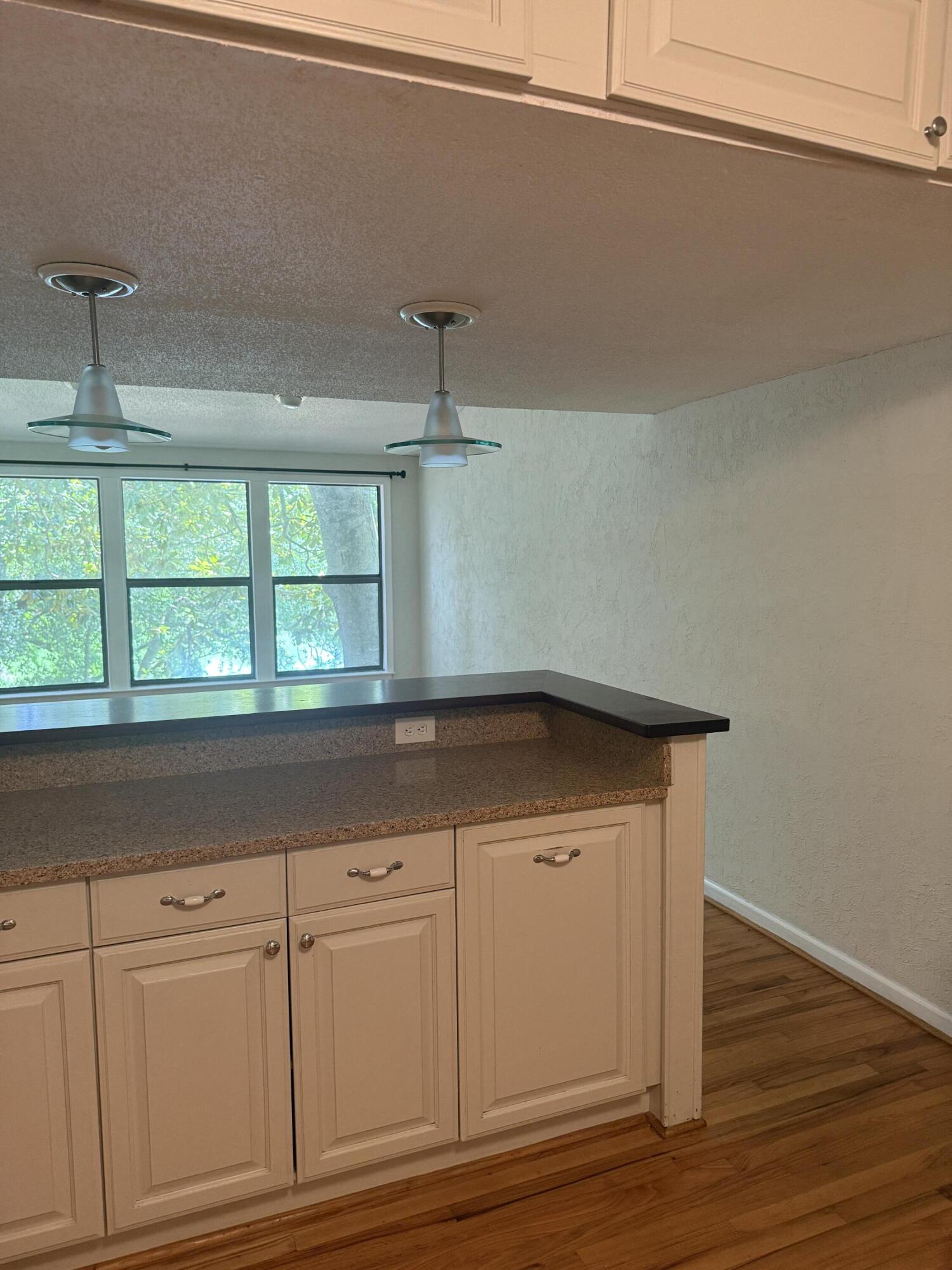 KELL-AIRE GARDENS - Residential Lease