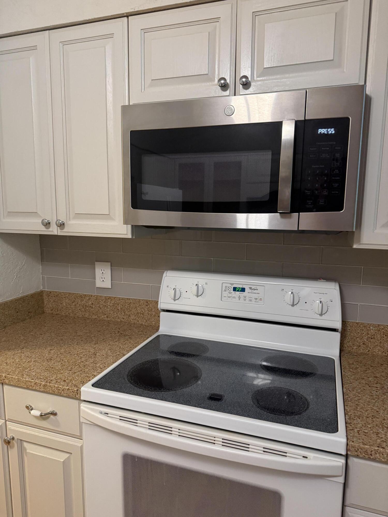 KELL-AIRE GARDENS - Residential Lease