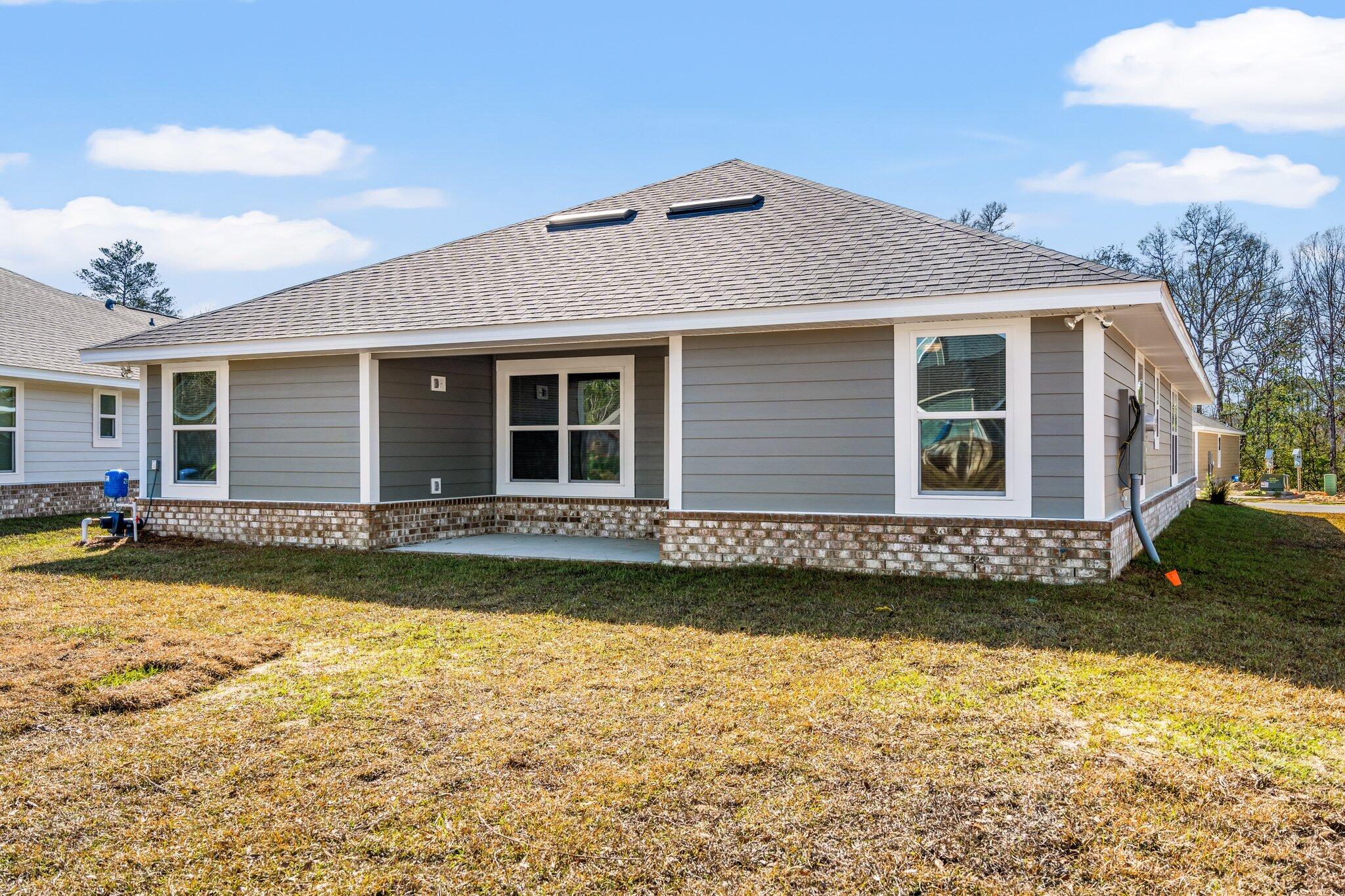 RIVERWALK PH I - Residential Lease