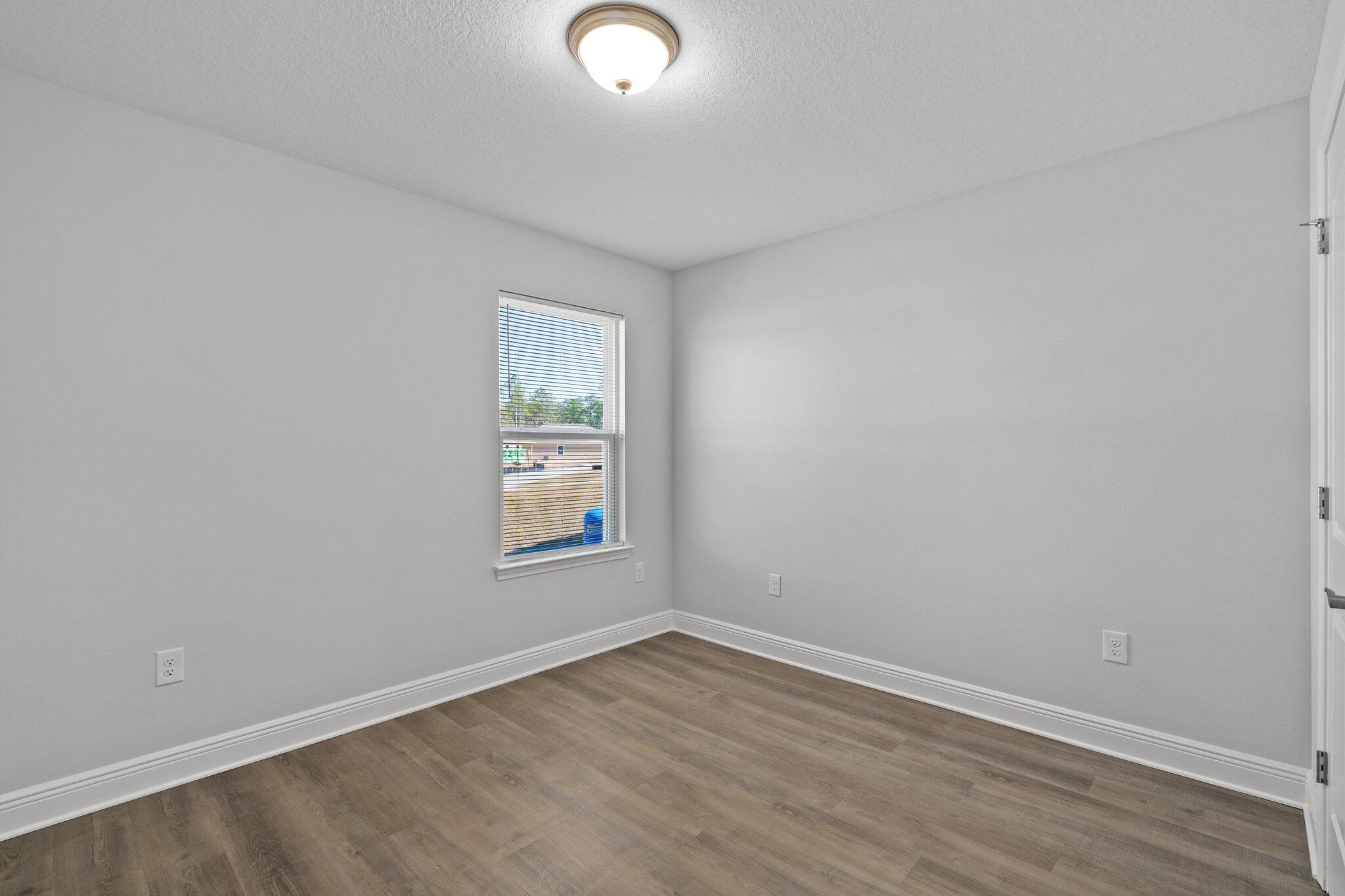 RIVERWALK PH I - Residential Lease