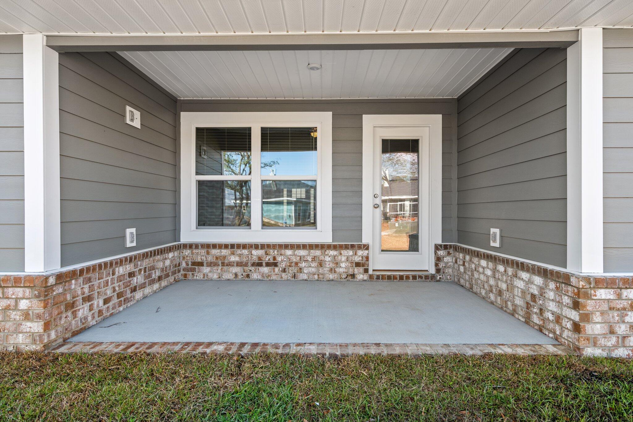 RIVERWALK PH I - Residential Lease