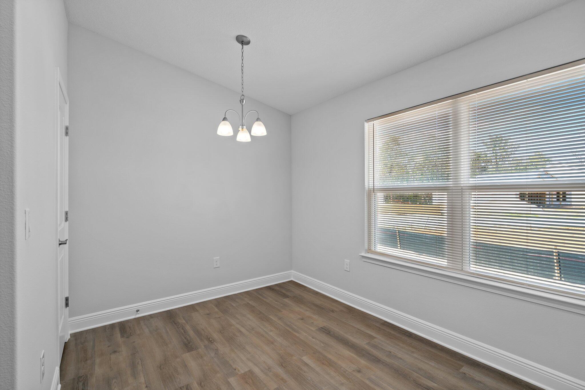 RIVERWALK PH I - Residential Lease